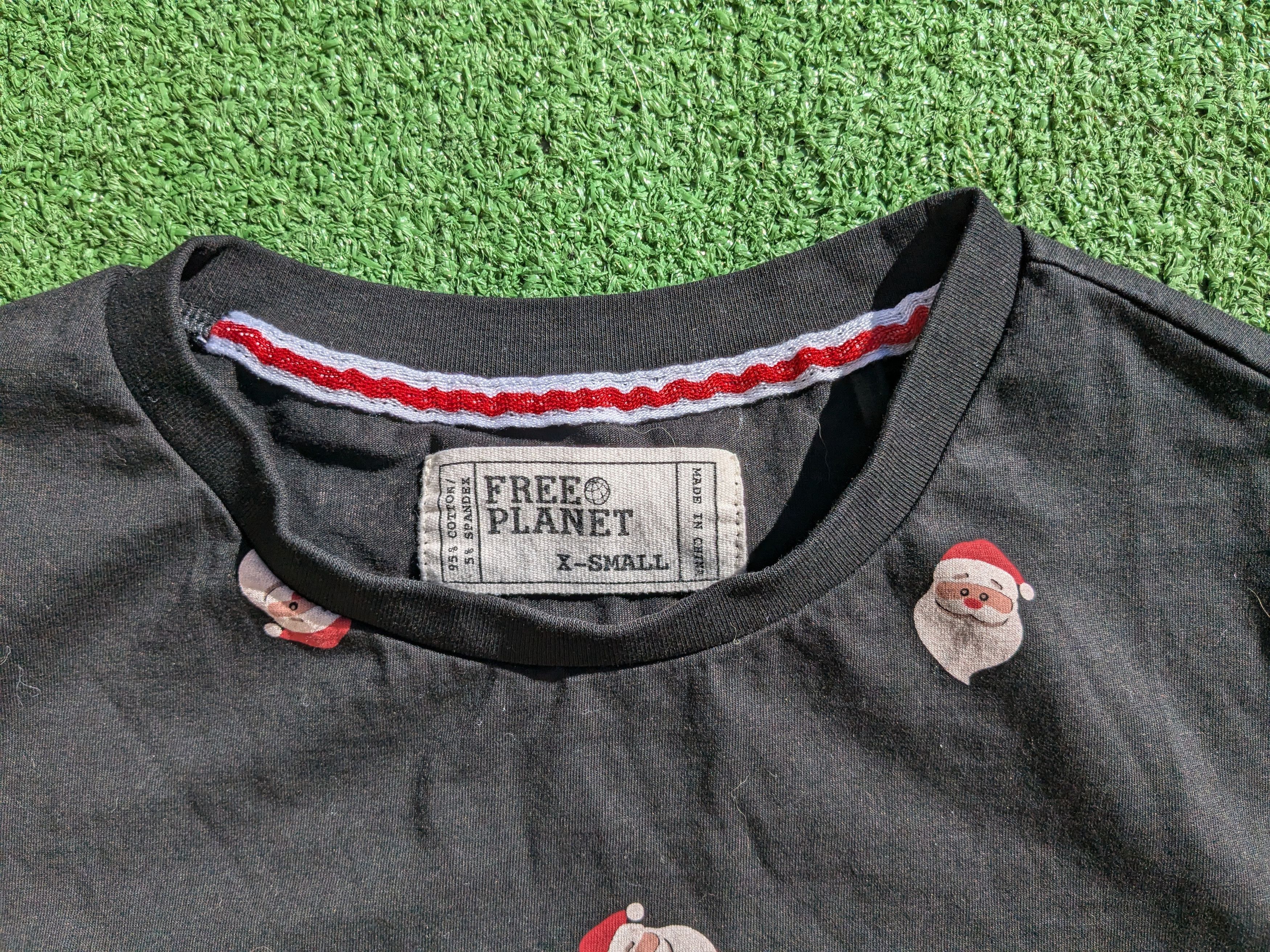 Free Planet Free Planet Santa Head Allover Graphic Print Christmas Shirt Size US XS / EU 42 / 0 - 6 Thumbnail