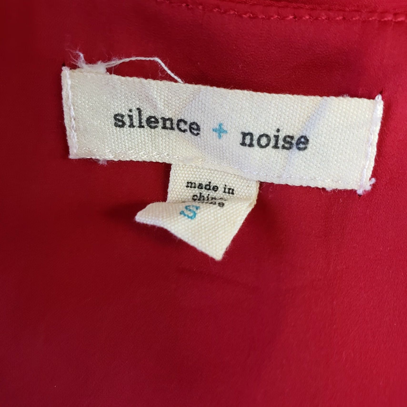 Vintage Silence + Noise Tank Top Womens Small Solid Red Scoop Neck Sleeveless Polyester Casual Size S / US 4 / IT 40 - 4 Thumbnail