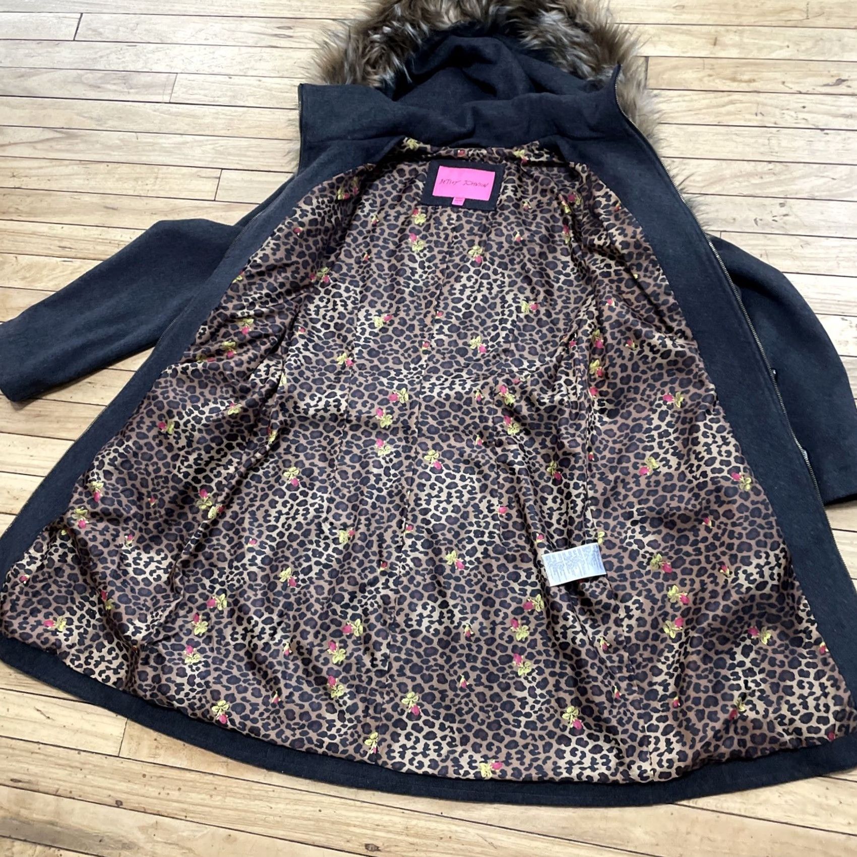 Betsey Johnson Betsey Johnson Designer Wool Coat Women L Black FauxFur Oversize Hood Toggle Y2k Coat Women L Black Oversized Hooded Wool Coat Size L / US 10 / IT 46 - 6 Thumbnail