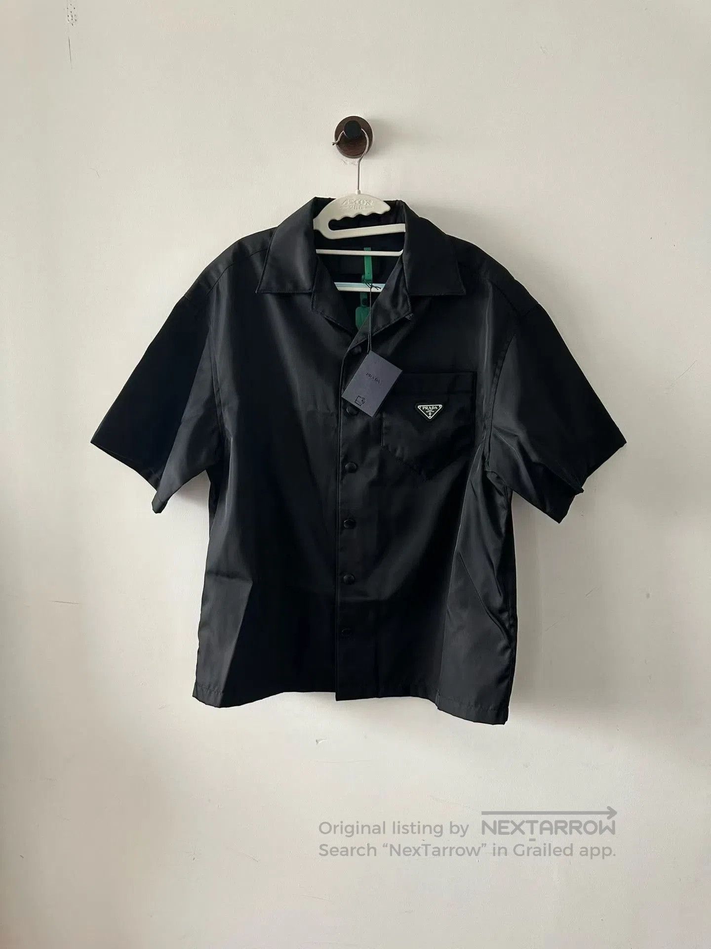 Prada Prada Six-Button Nylon Short-Sleeve Shirt. Size US S / EU 44-46 / 1 - 1 Thumbnail