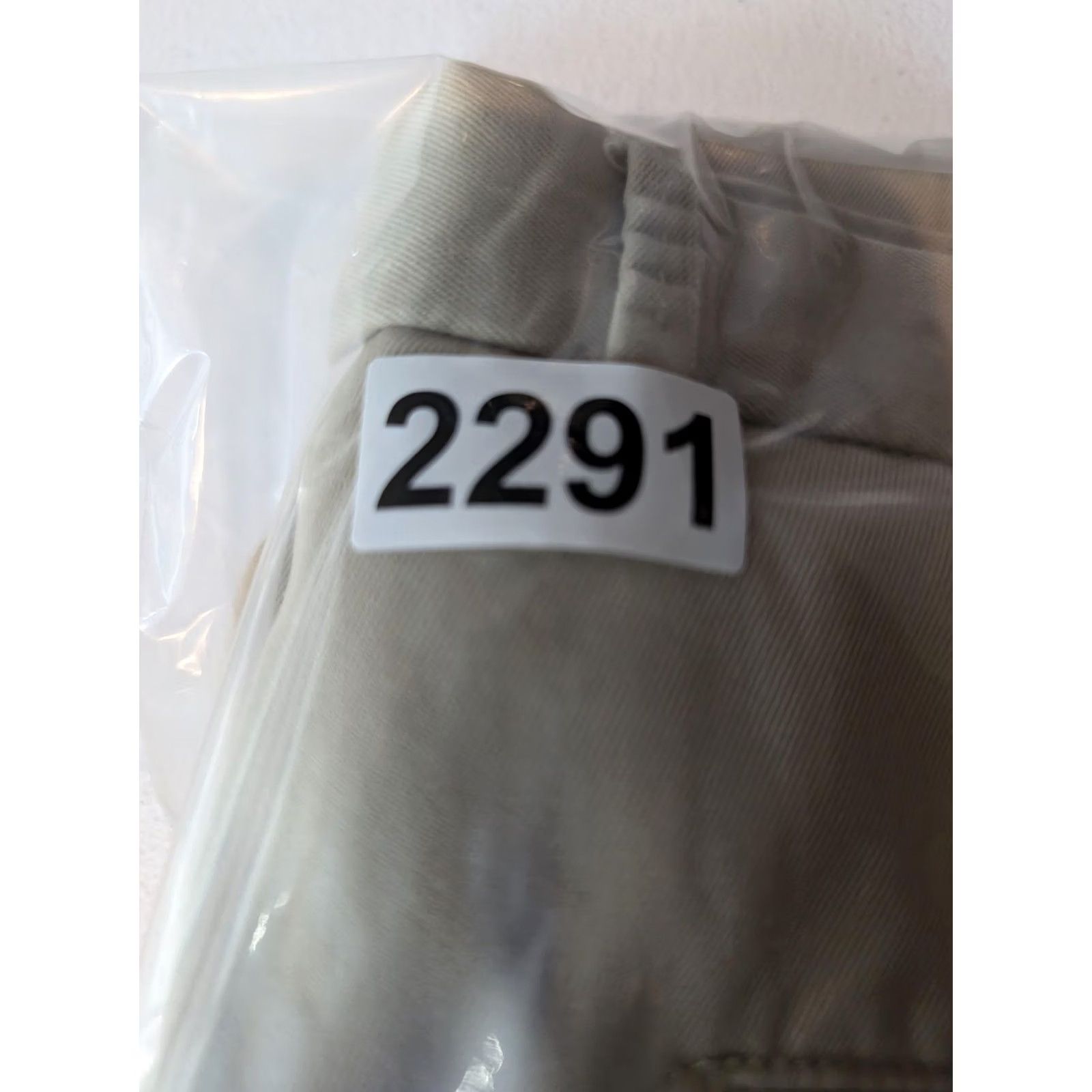 Peter Millar Peter Millar Pants Mens 33 Khaki Beige Chino Cotton Made in Peru Flat Front Zip Fly 33x32 Vintage No Mens Size US 33 - 7 Thumbnail