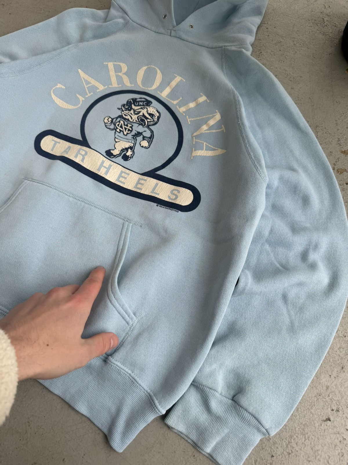 Nike 80s UNC Tar Heels Made in U.S.A Vintage Hoodie Size US S / EU 44-46 / 1 - 8 Thumbnail