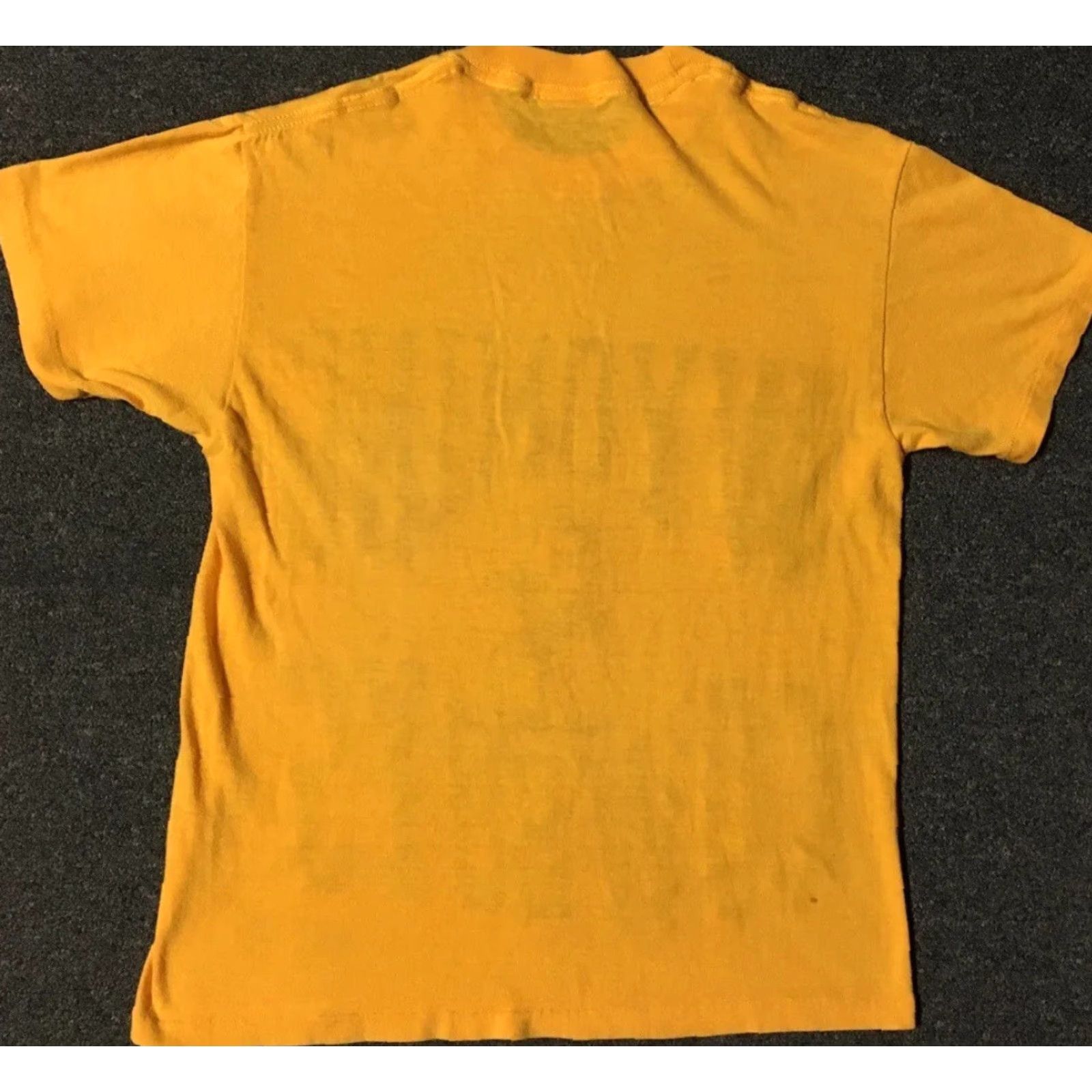 Vintage VINTAGE University Of Wyoming Cowboys Shirt S Yellow 80s 90s Grunge College Football College Cowboy USA Mens T-Shirt Single Stitch Size US S / EU 44-46 / 1 - 4 Thumbnail