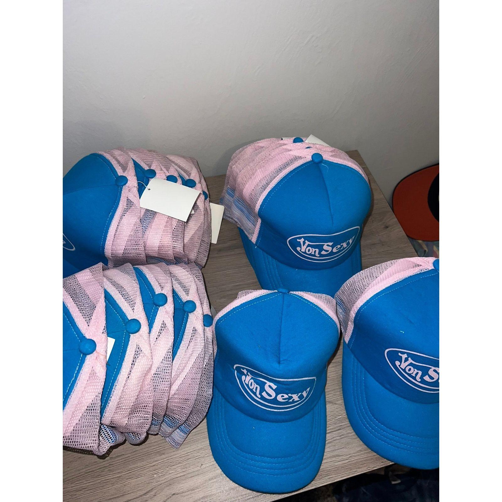 Vintage Y2K Von Sexy Blue Pink Trucker Hat Headwear Designer 2000s Size ONE SIZE - 8 Thumbnail