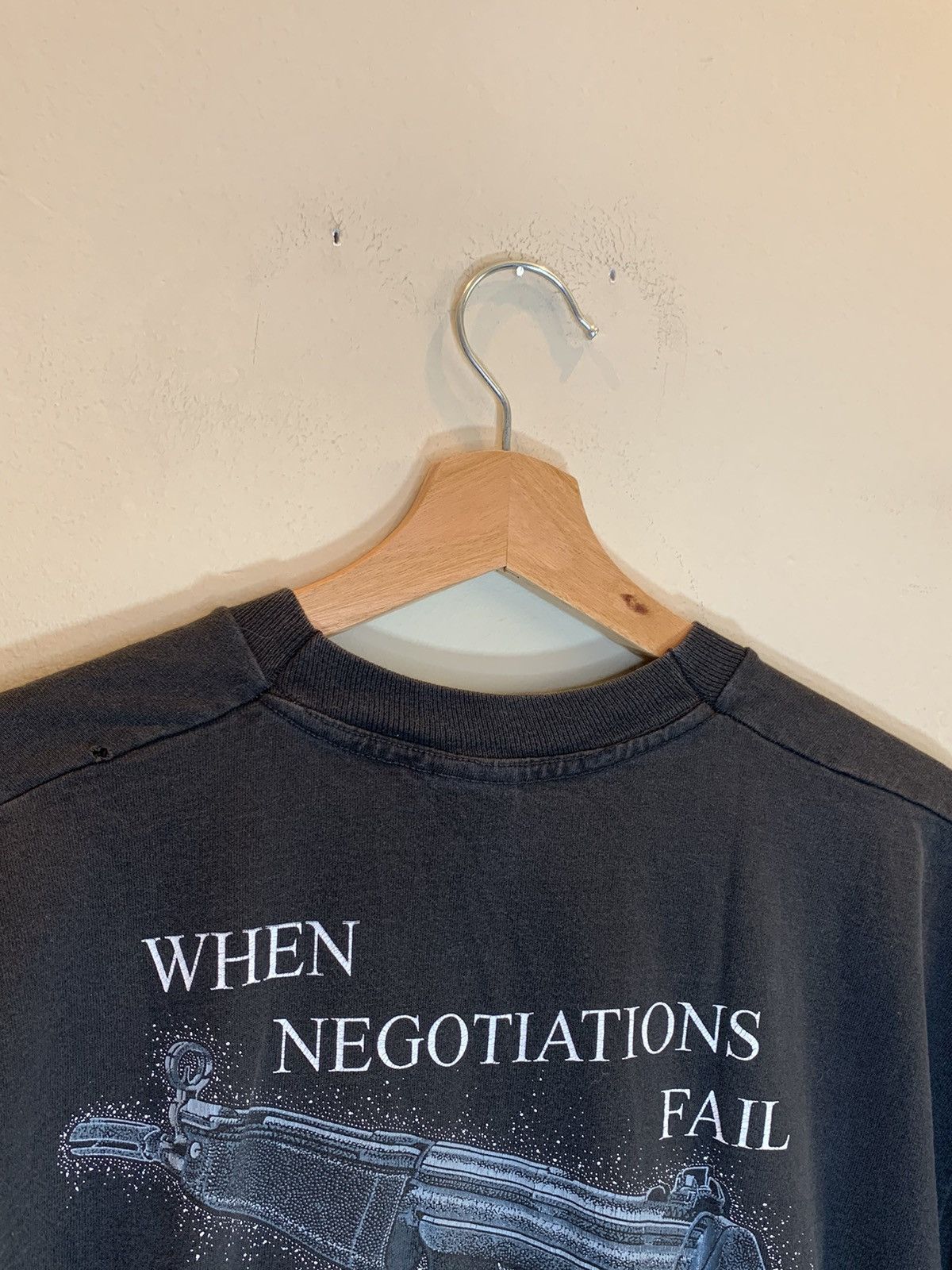Vintage *RARE* Vintage H&K MP-5 Heckler Koch Negotiations Fail Shirt Size US XL / EU 56 / 4 - 8 Thumbnail
