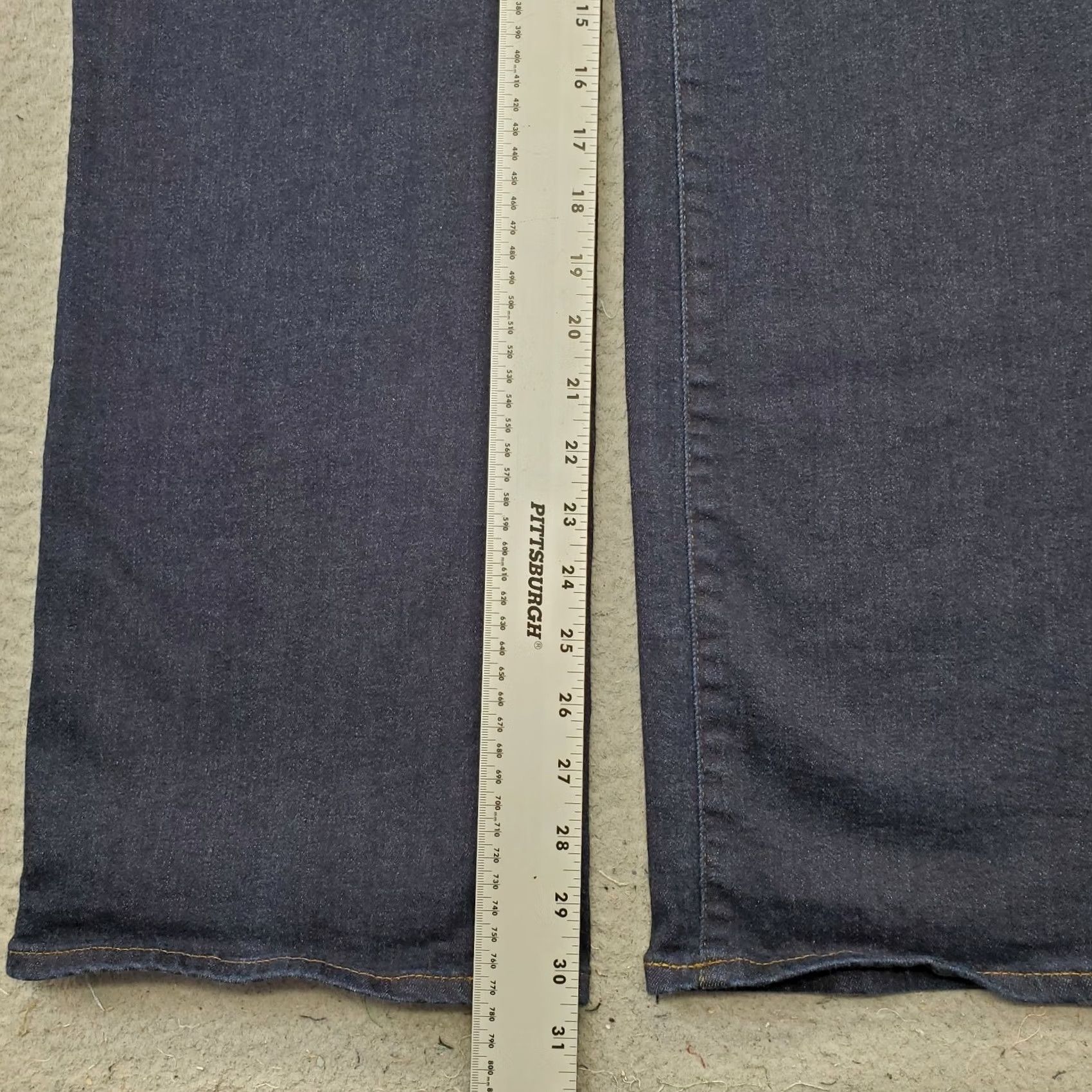 Vintage Chico's Slim Bootcut Jeans Womens 14R Blue Denim High Waisted Streetwear Pull On Jeans Size 36" / US 14 / IT 50 - 4 Thumbnail