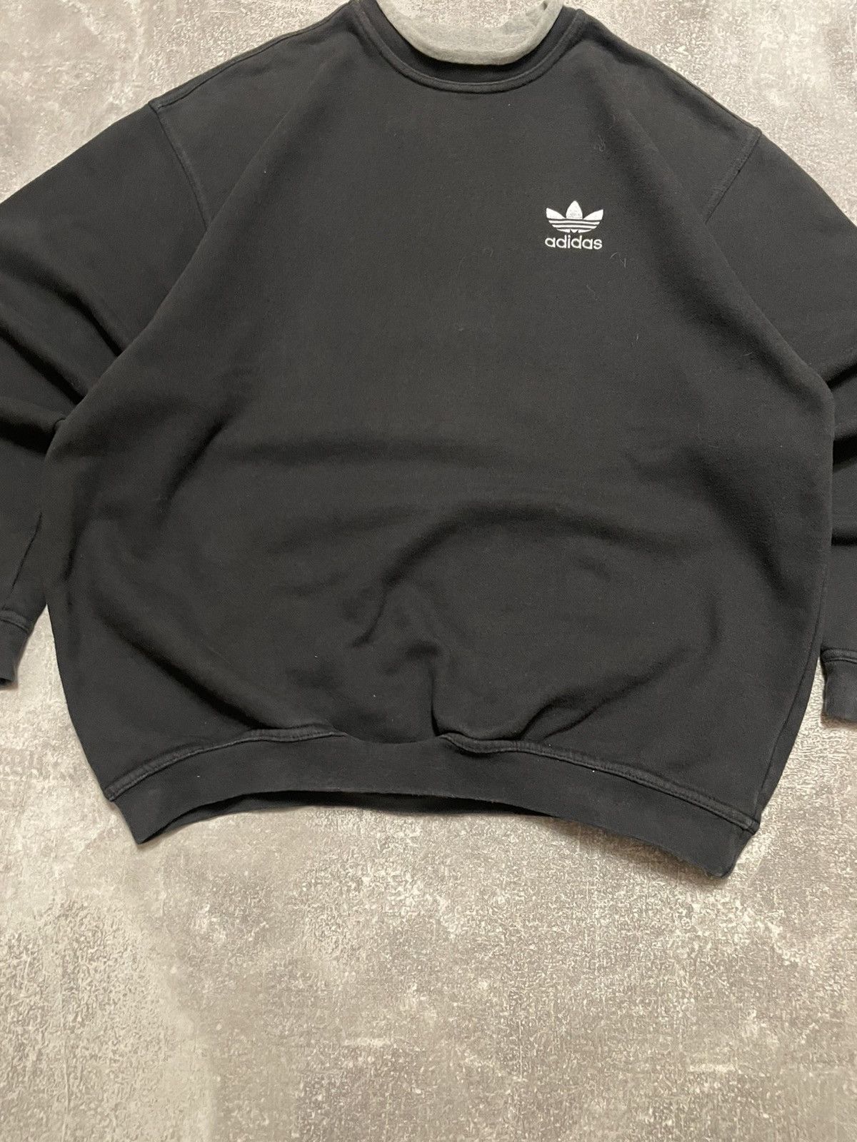 Adidas Vintage 90s Adidas Basic Sweatshirt Crewneck Y2K Size US M / EU 48-50 / 2 - 3 Thumbnail
