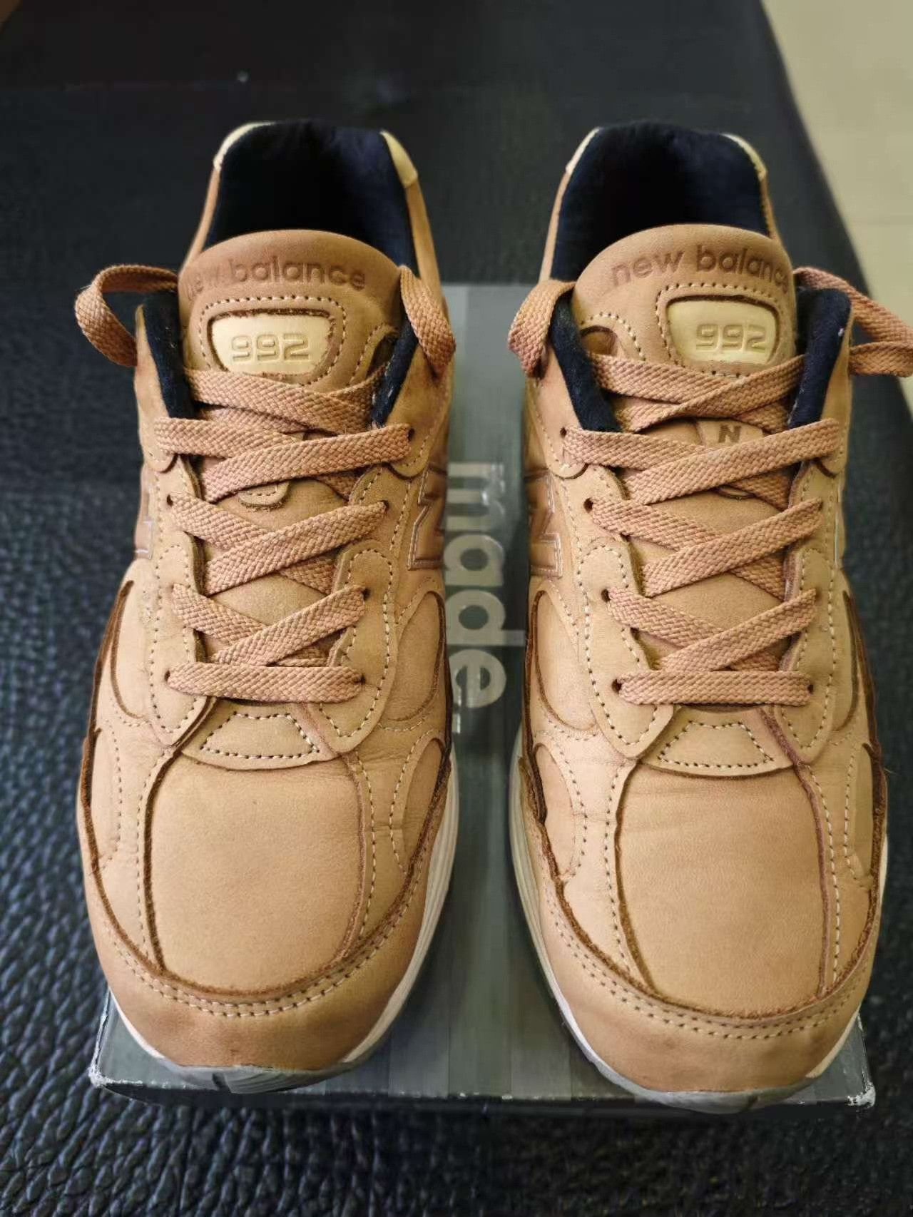 New Balance New Balance 992 Retro Casual Running Shoes Size US 9.5 / EU 42-43 - 1 Thumbnail