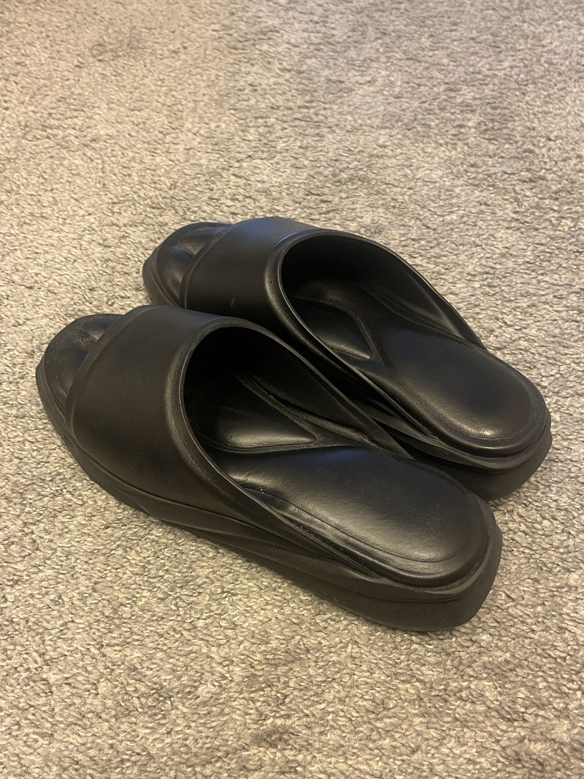 1017 ALYX 9SM 1017 ALYX 9SM MONO SLIDES - BLACK - ALYX STUDIOS Size US 7 / IT 37 - 1 Thumbnail