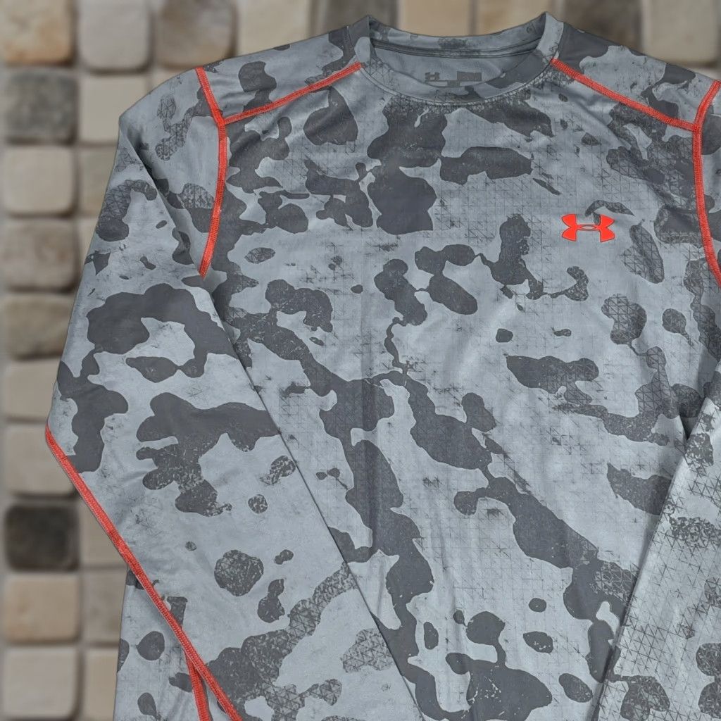 Under Armour Under Armour Shirt Mens Medium Gray ColdGear Compression Camouflage Size US M / EU 48-50 / 2 - 1 Thumbnail