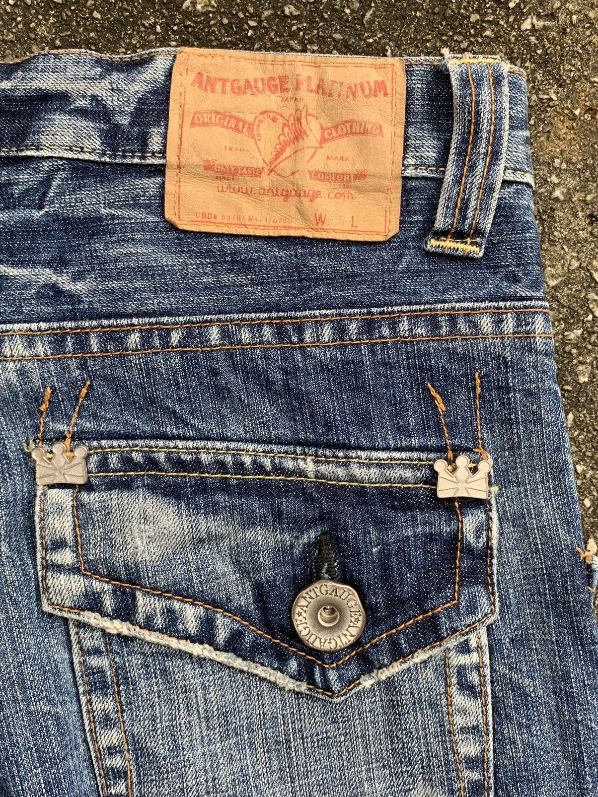 If Six Was Nine × Japanese Brand Distressed Antgauge Platinum Embroidered Pocket Denim Pants Size US 30 / EU 46 - 21 Thumbnail