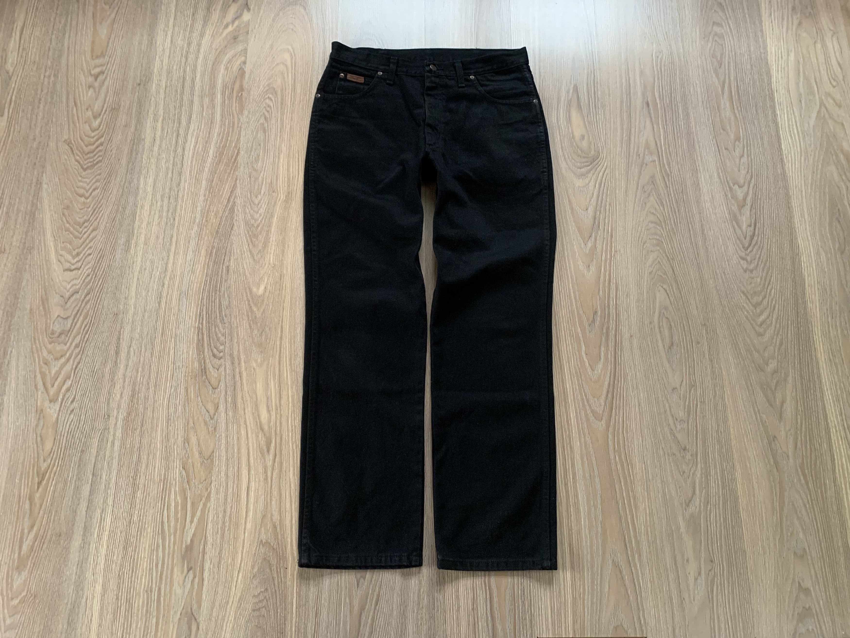 Wrangler Vintage Wrangler Black Denim Jeans Size US 34 / EU 50 - 1 Thumbnail