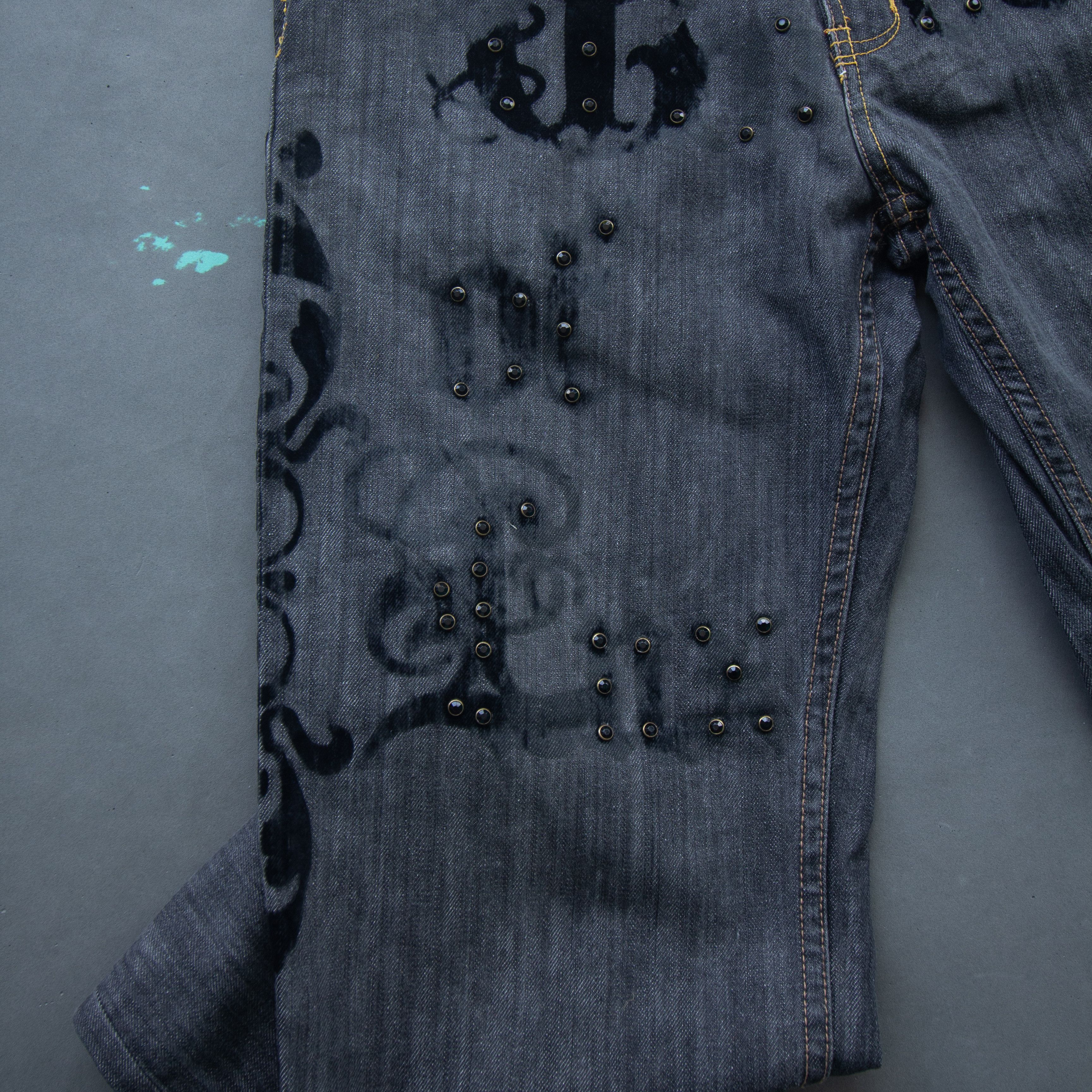 If Six Was Nine × Japanese Brand × Le Grande Bleu (L.G.B.) CROWN HOLDER VELVET ART JEANS Size US 32 / EU 48 - 7 Thumbnail