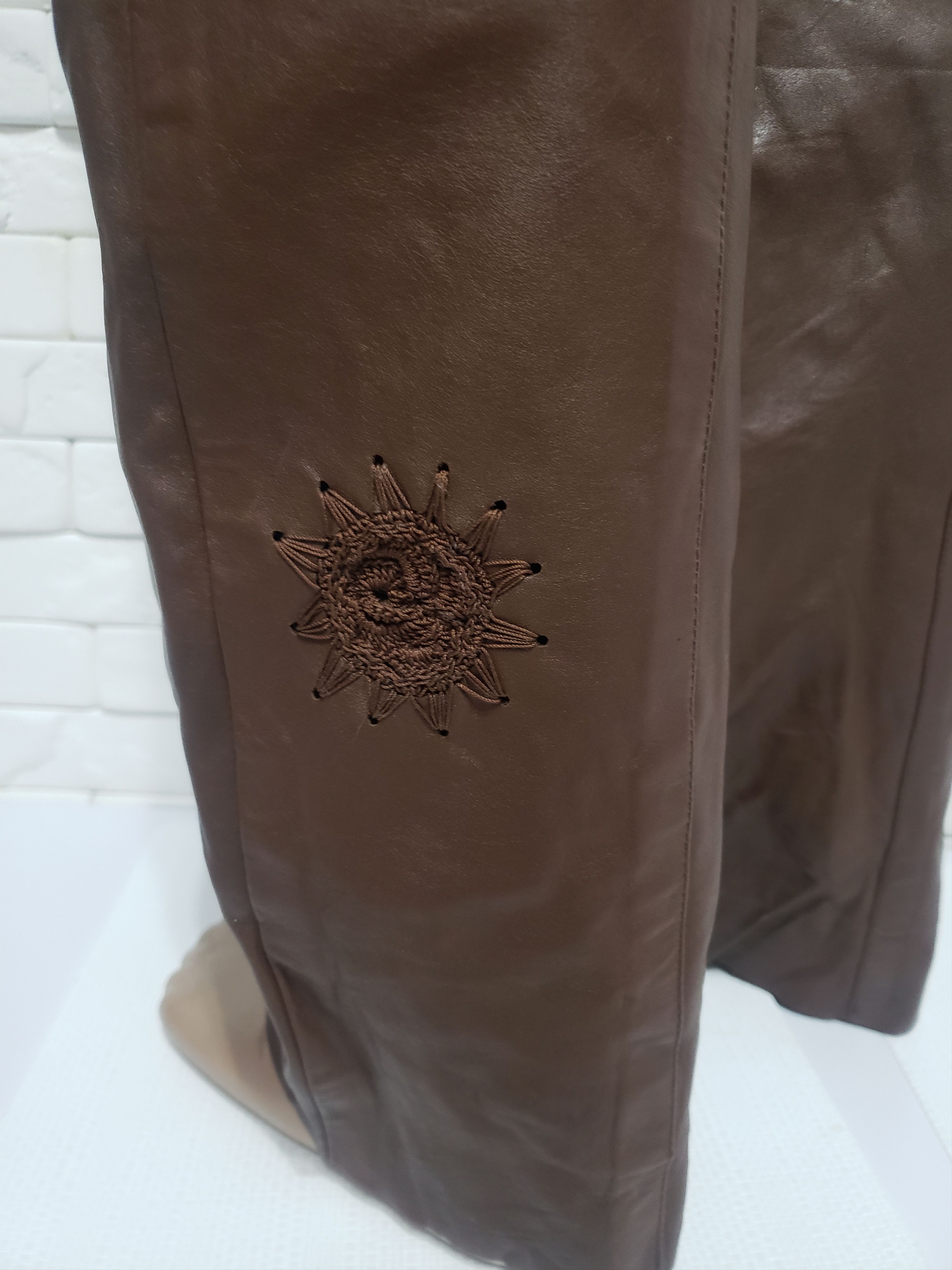 Genuine Leather Women's genuine leather pants. Size 28" / US 6 / IT 42 - 7 Thumbnail
