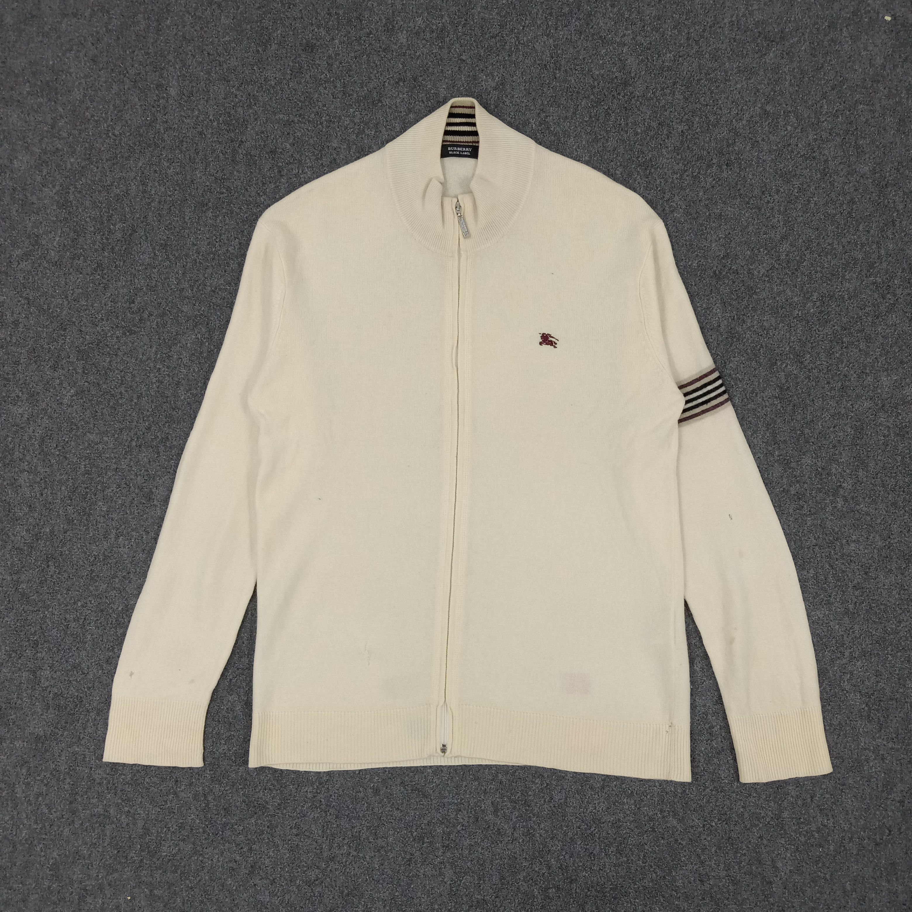 Burberry × Vintage Burberry Italian Brand Sweater Jacket Size US S / EU 44-46 / 1 - 1 Thumbnail