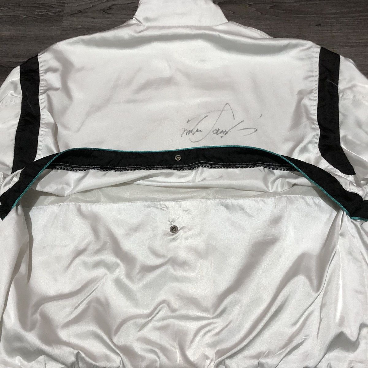 Nike × Vintage vintage NIKE signature satin jacket Size US L / EU 52-54 / 3 - 12 Thumbnail