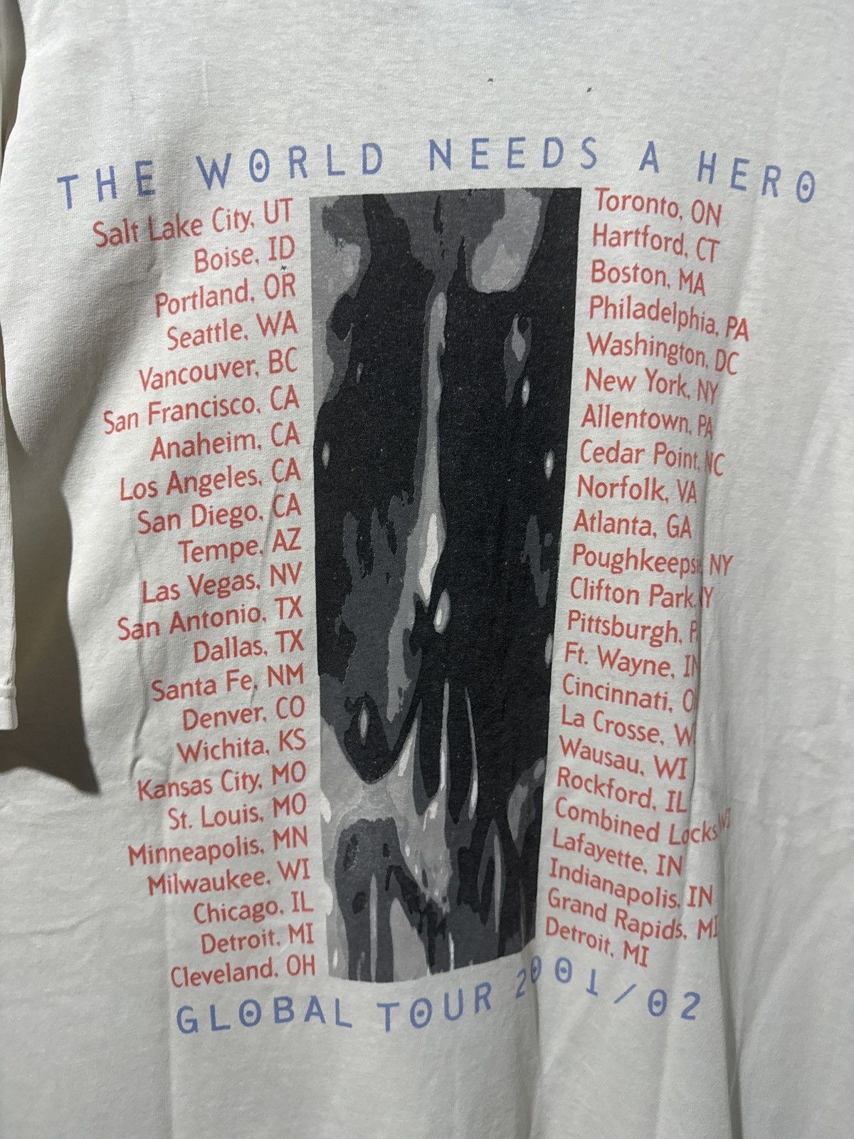 Band Tees Vintage 2001/02 Megadeth The World Need A Hero Tour T-Shirt Size US XL / EU 56 / 4 - 7 Thumbnail