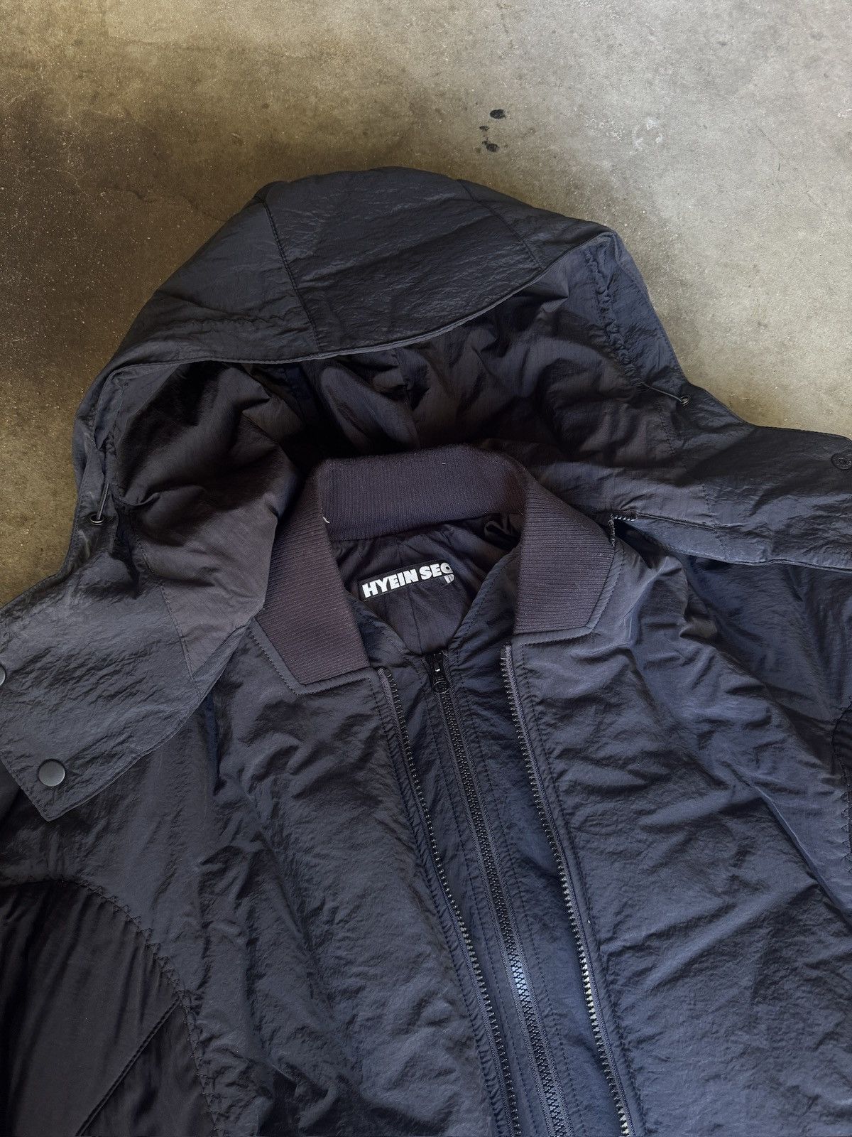 Hyein Seo Hyein Seo Double Zip Hooded Bomber Puffer Jacket Black Size US XL / EU 56 / 4 - 7 Thumbnail