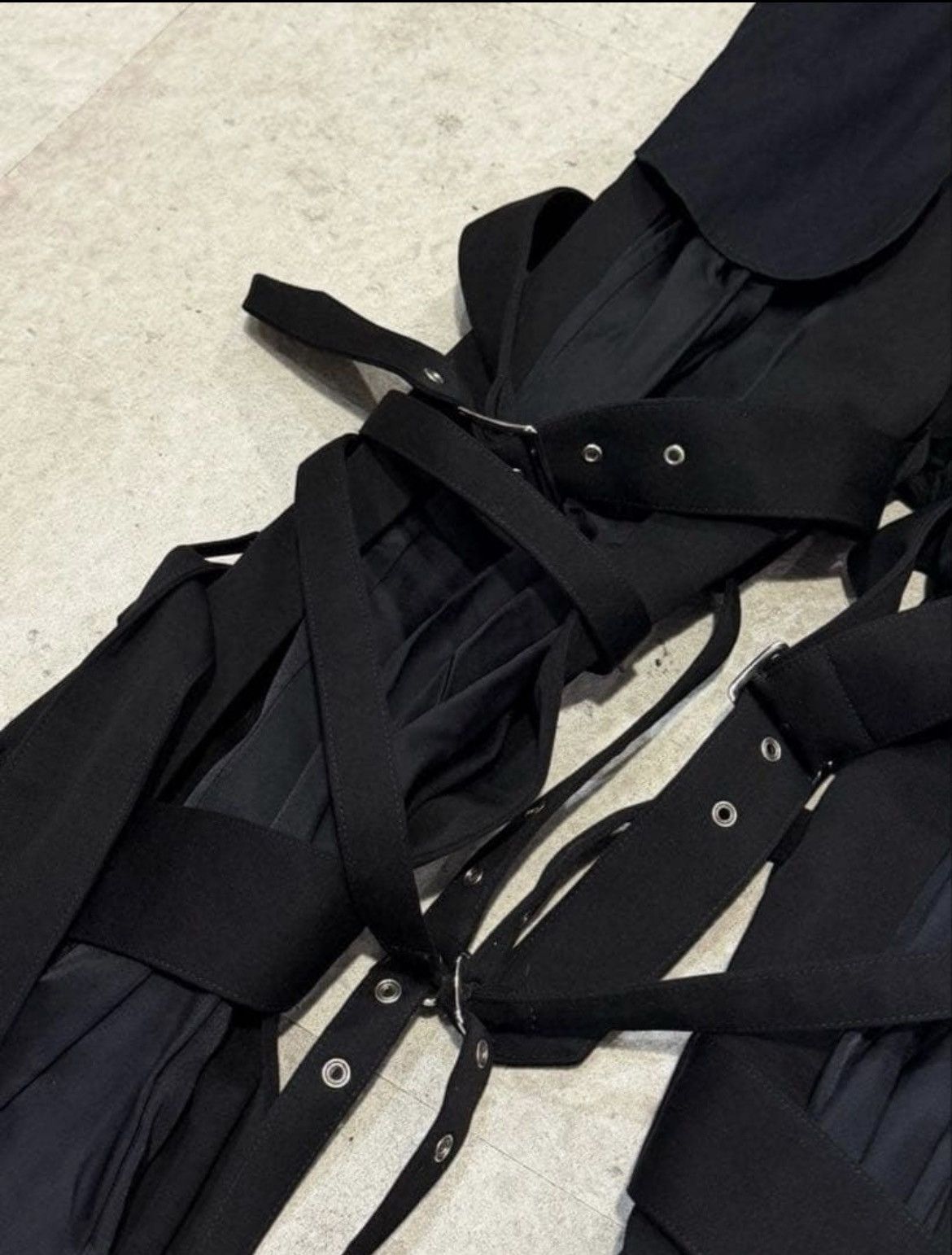 Noir Kei Ninomiya noir kei ninomiya 22AW bondage pants Size 26" / US 2 / IT 38 - 4 Thumbnail