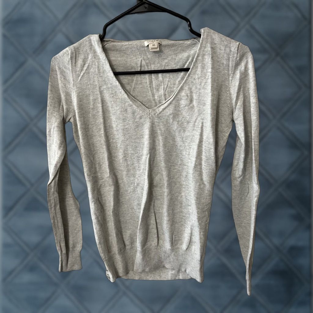 J.Crew VINTAGE J.CREW Wool Blend Knit Sweater Shirt Womens XS Gray V-Neck Button Pullover Size XS / US 0-2 / IT 36-38 - 1 Thumbnail