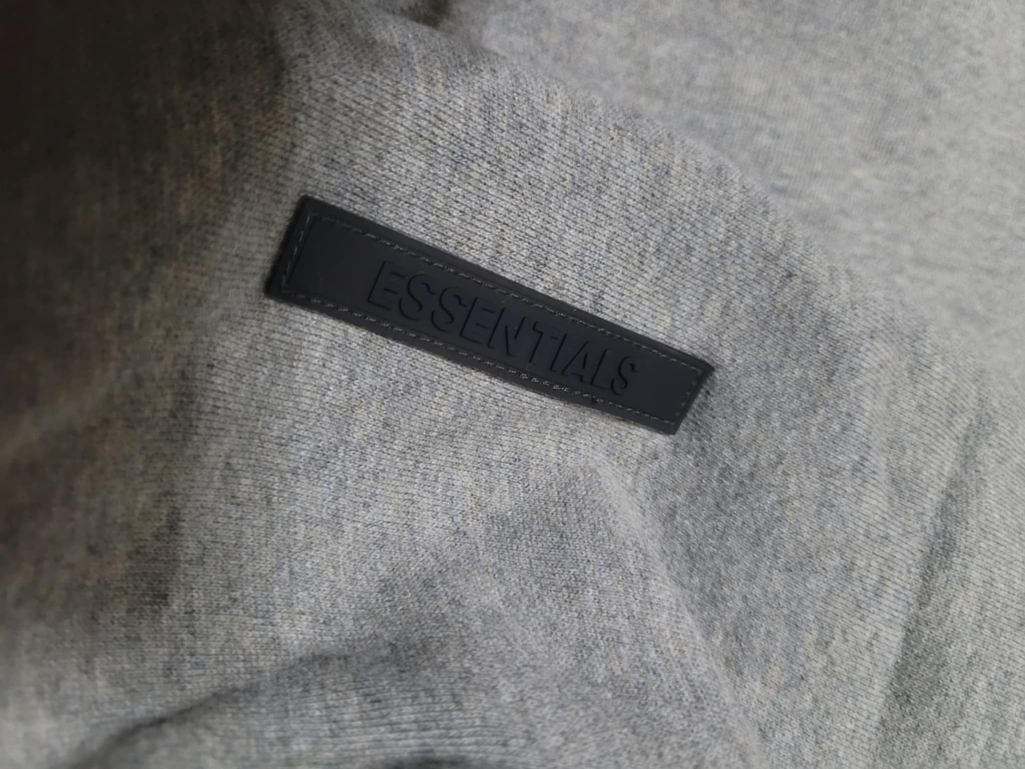 Fear of God sz L FOG Essentials Core Collection Pullover Heather Oatmeal Size US L / EU 52-54 / 3 - 7 Thumbnail