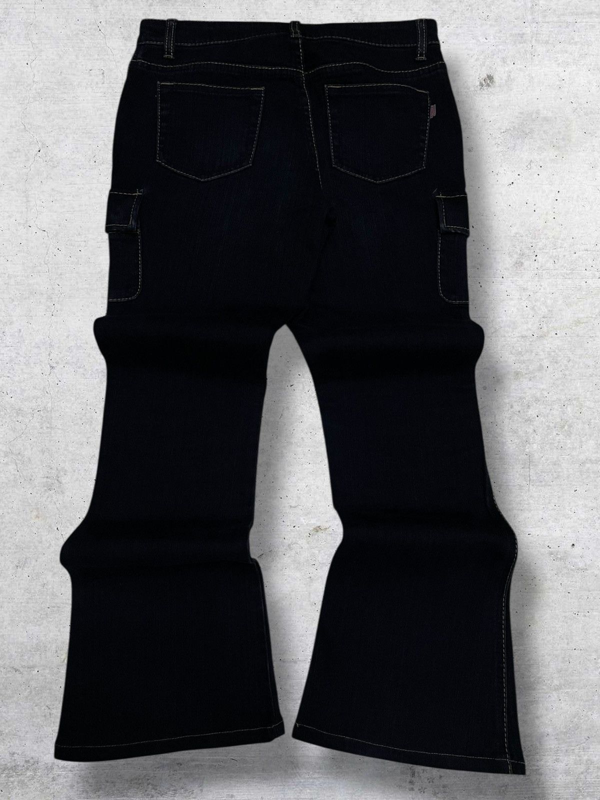 Japanese Brand VINTAGE CRAFTED JAPAN DESIGNER FLARED CARGO UTILITY DENIM Size US 29 - 8 Thumbnail