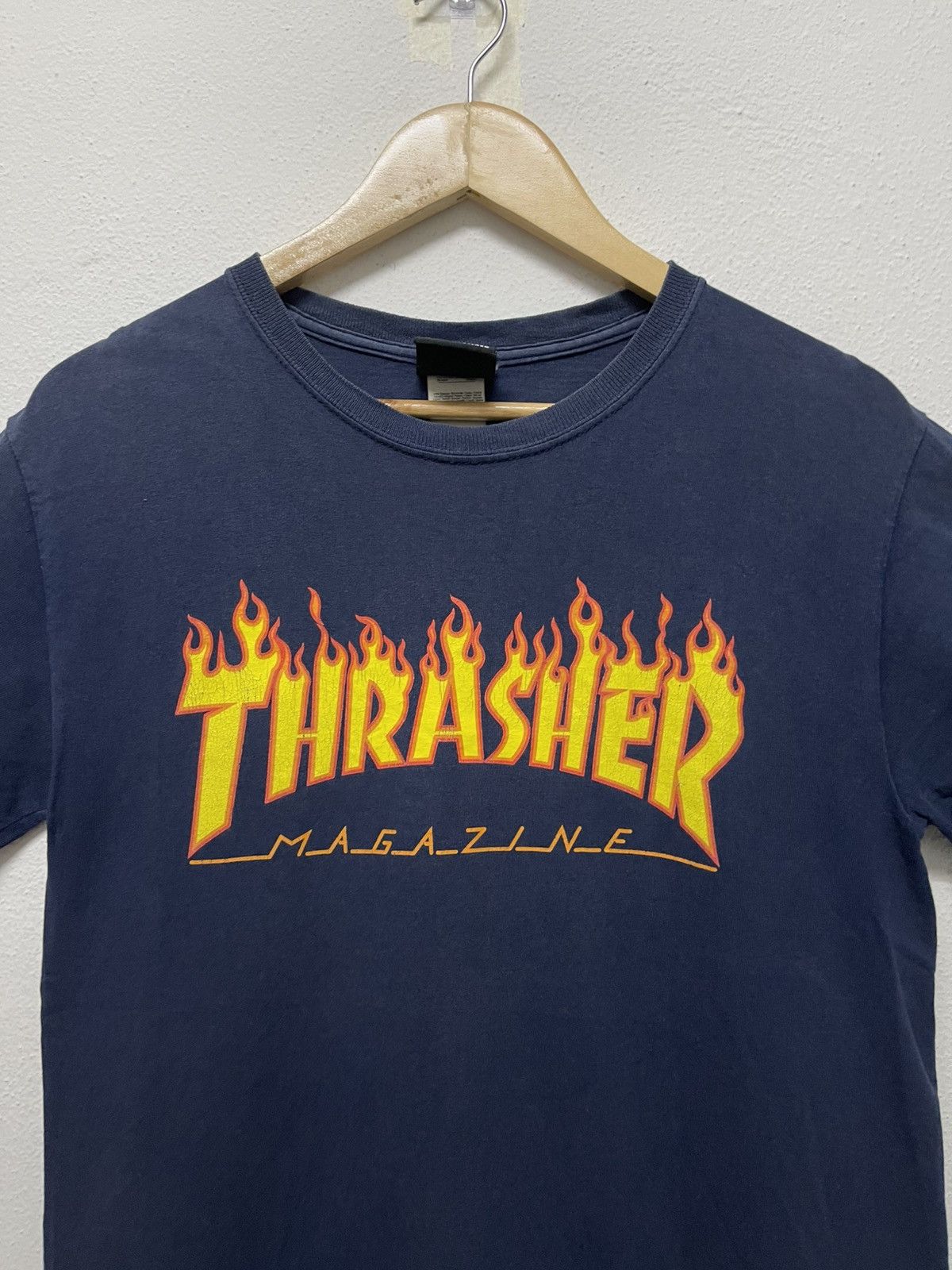 Thrasher 2000s THRASHER SKATEBOARD FLAME DESIGN SPELLOUT Size US S / EU 44-46 / 1 - 5 Thumbnail