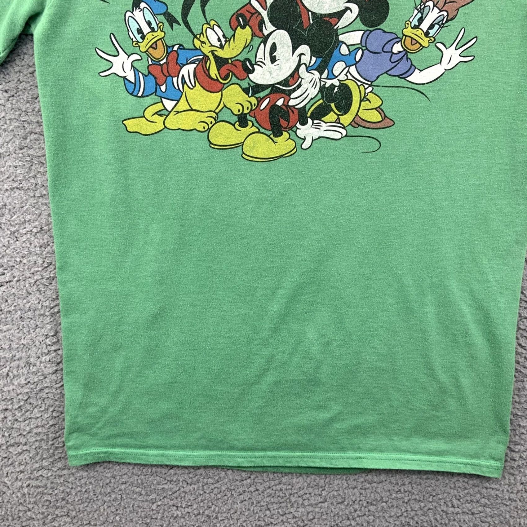 Disney VINTAGE? No. Size US M / EU 48-50 / 2 - 6 Thumbnail