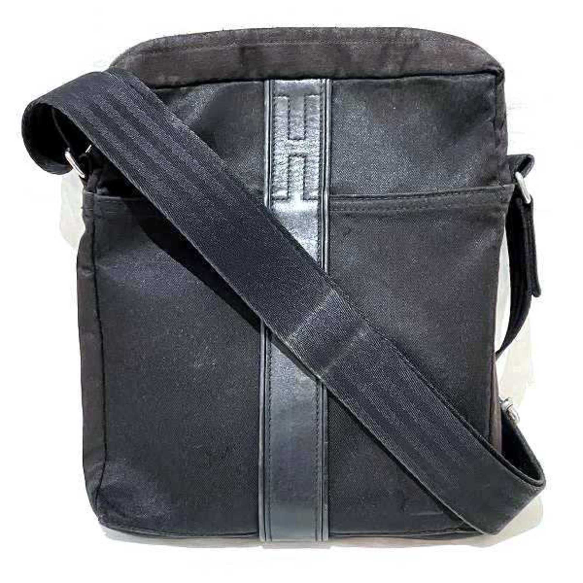 image of Hermes Acapulco Bandouliere Mm Bag Shoulder Unisex in Black, Women's