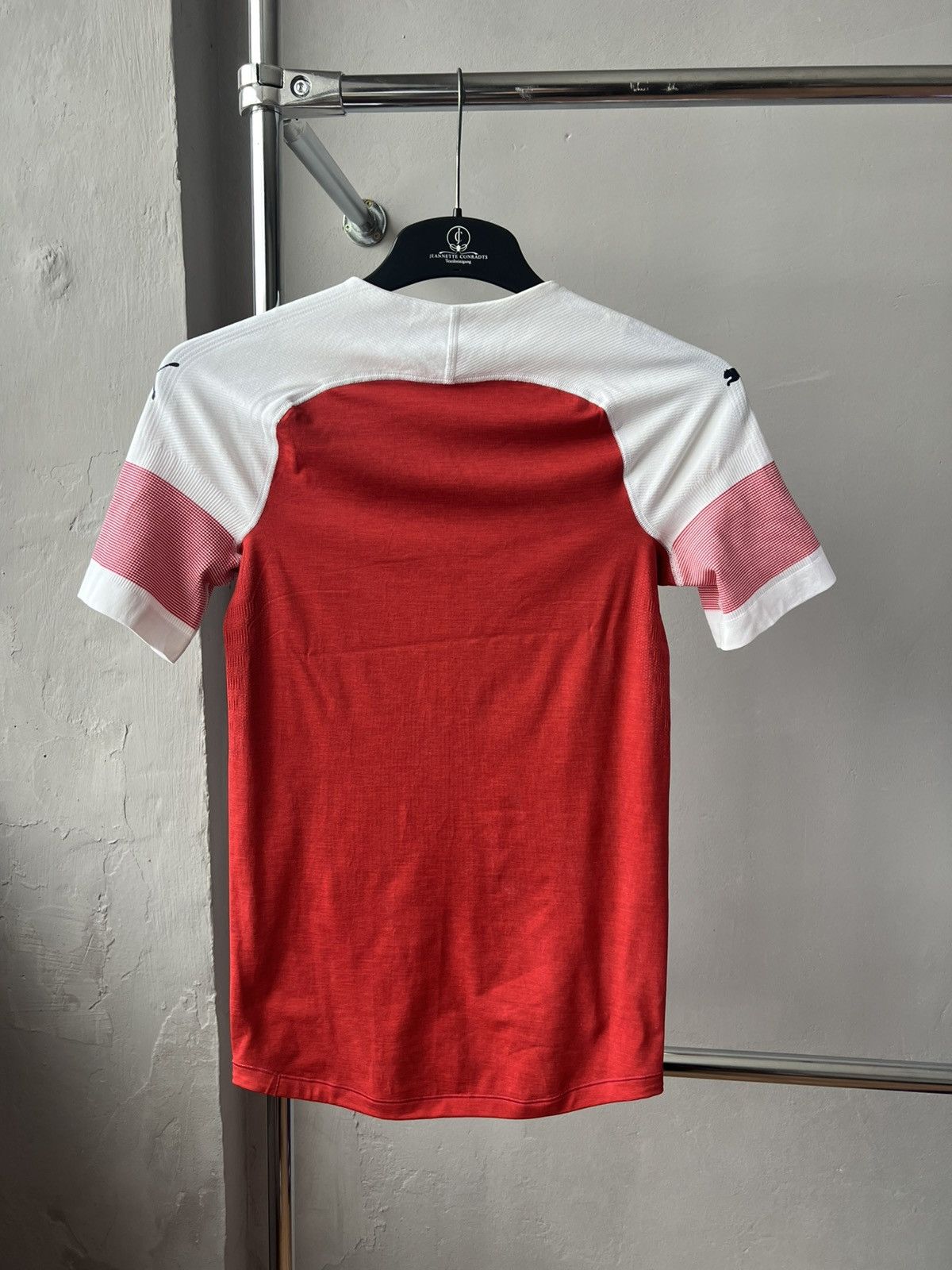 Puma 2018/19 ARSENAL FC PLAYER ISSUED HOME SOCCER JERSEY SIZE S Size US S / EU 44-46 / 1 - 22 Thumbnail