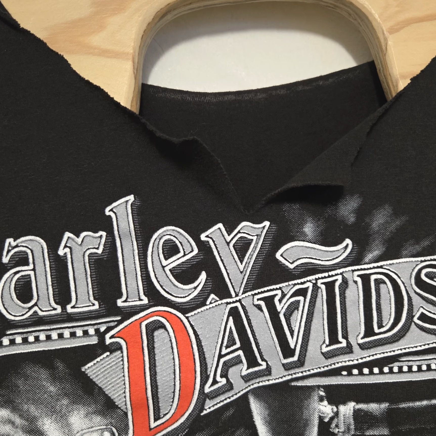 Harley Davidson VINTAGE Harley-Davidson 3D Emblem T-Shirt Medium Unisex Adults Black Short Sleeve Crew Neck Bike Week 90s Beach Motorcycle Daytona Beach Size US M / EU 48-50 / 2 - 5 Thumbnail