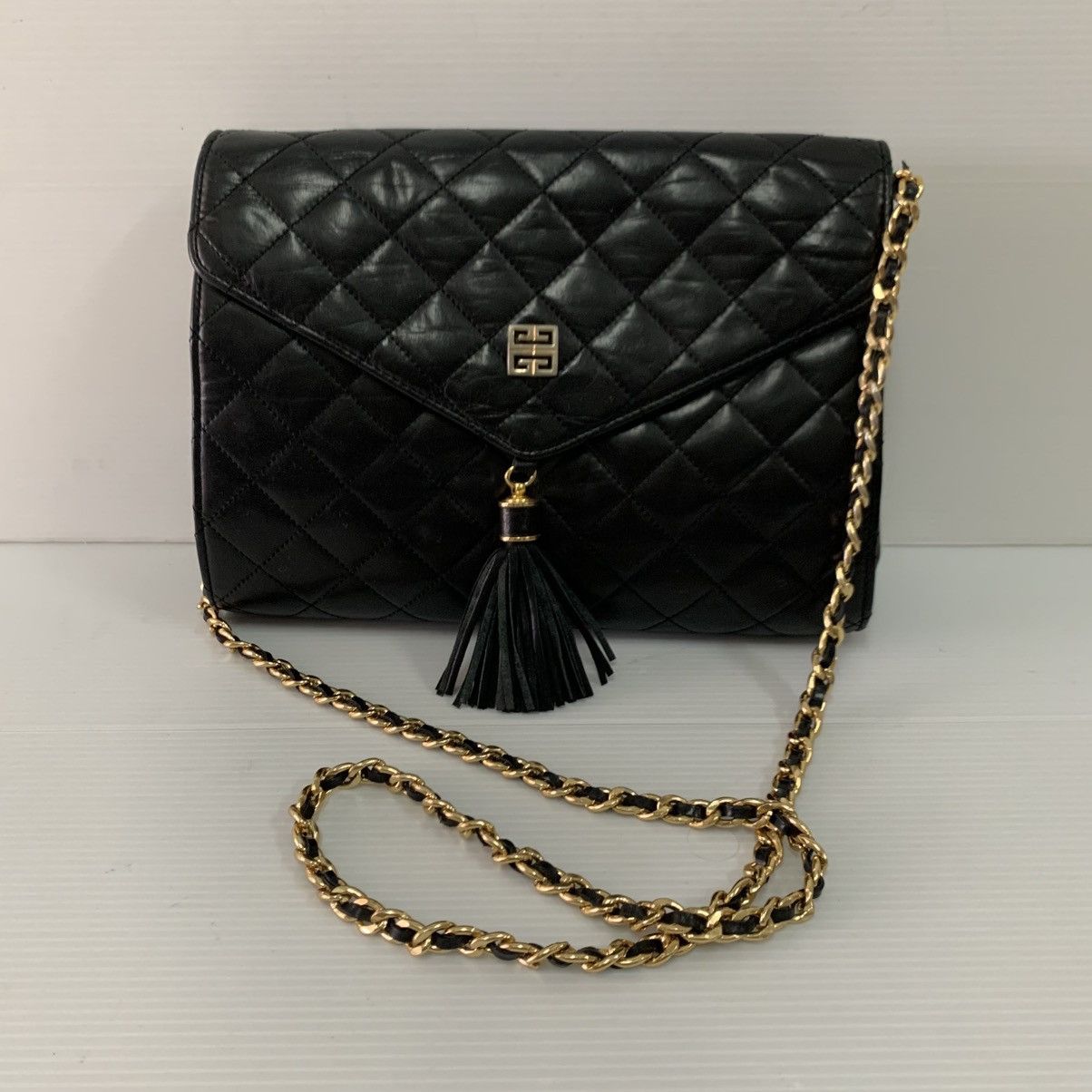 Givenchy Givenchy Leather Chain Slingbag Size ONE SIZE - 1 Thumbnail