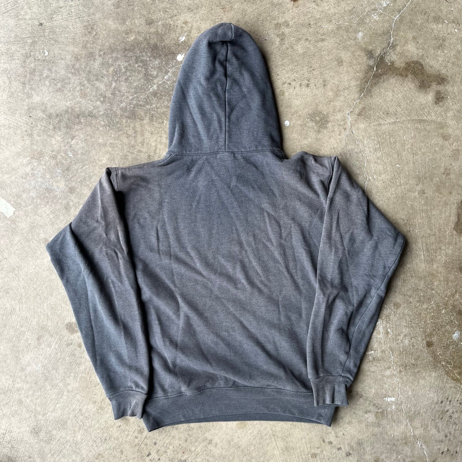 Vintage VINTAGE CHAINSTITCHED GRAY HOODIE SMALL FADED Size US S / EU 44-46 / 1 - 3 Thumbnail