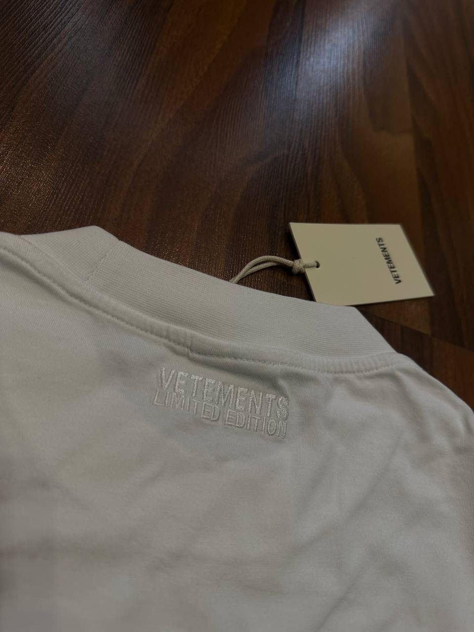 Vetements Vetements 5G White Tee Size US XS / EU 42 / 0 - 2 Thumbnail