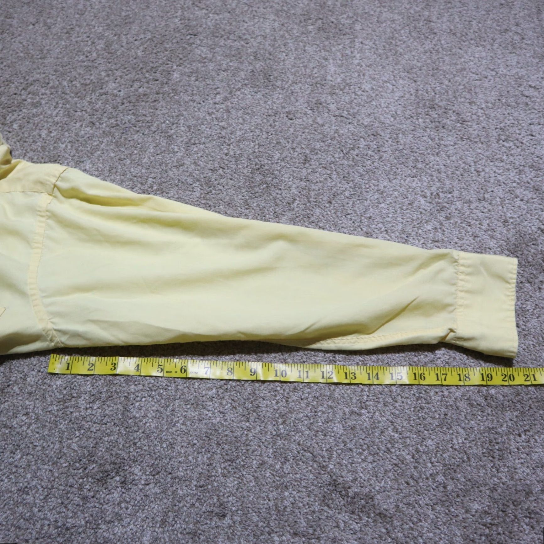 Izod IZOD Shirt Yellow Adult Mens 16.5 32/33 Button-Up Long Sleeve Collared Casual Colorful Modern Poplin Size US L / EU 52-54 / 3 - 7 Thumbnail