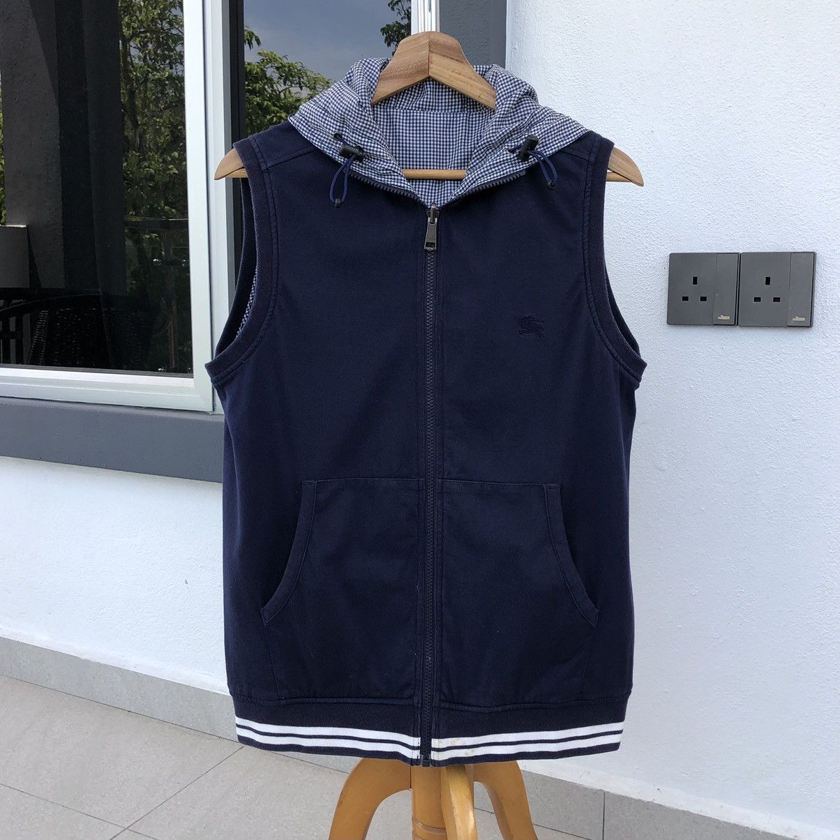 Burberry Burberry Black Label Reversible Vest Jacket With Hoodie Size US M / EU 48-50 / 2 - 18 Thumbnail