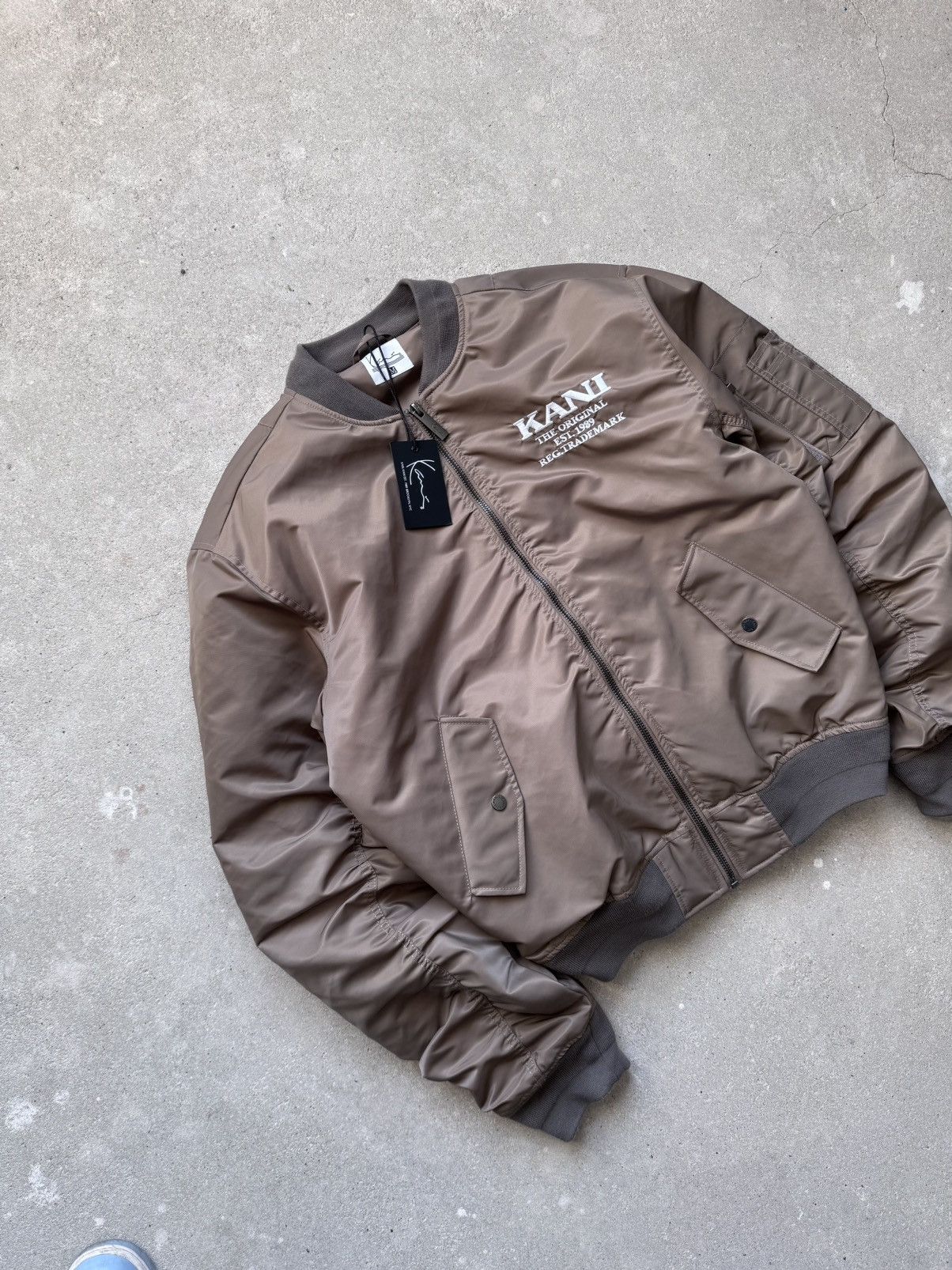 Karl Kani Karl Kani Bomber Jacket NEW Size US L / EU 52-54 / 3 - 4 Thumbnail