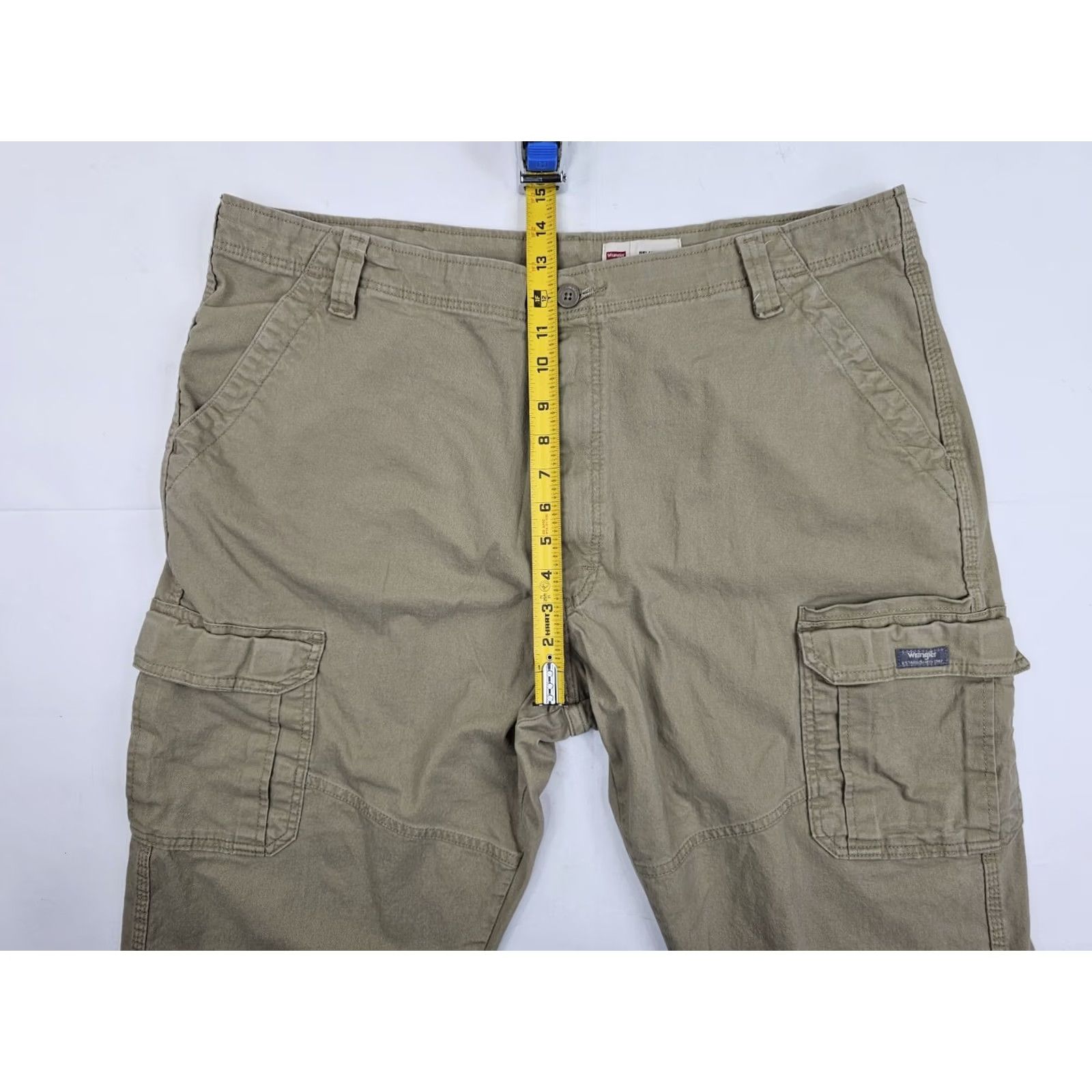 Wrangler Wrangler Relaxed Fit Cargo Stretch Workwear Cotton Pants – Men’s 40x32 (Fits 40x31) Size US 40 / EU 56 - 4 Thumbnail