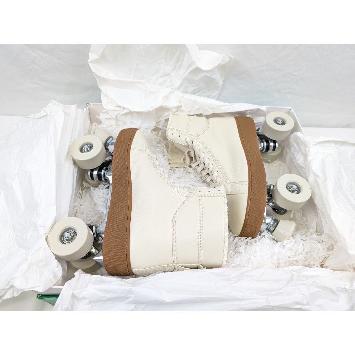 Bottega Veneta o1rshd1 Nappa Lagoon Quilt Sneakers in Sea Salt Size US 9 / EU 42 - 23 Thumbnail