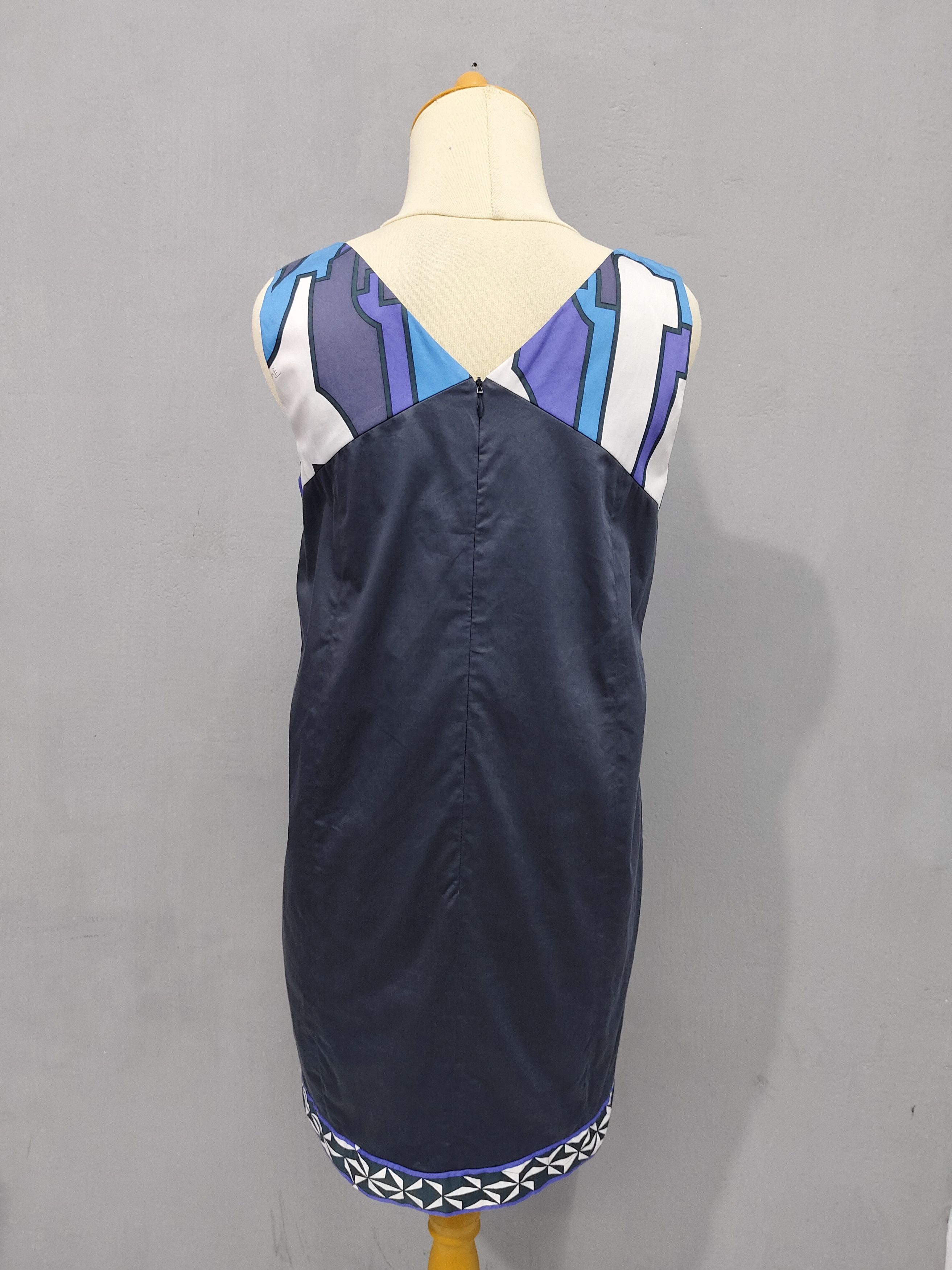 Emilio Pucci 2000s Emilio Pucci- Panel Iconic Geometric Print Sleeveless Size M / US 6-8 / IT 42-44 - 4 Thumbnail