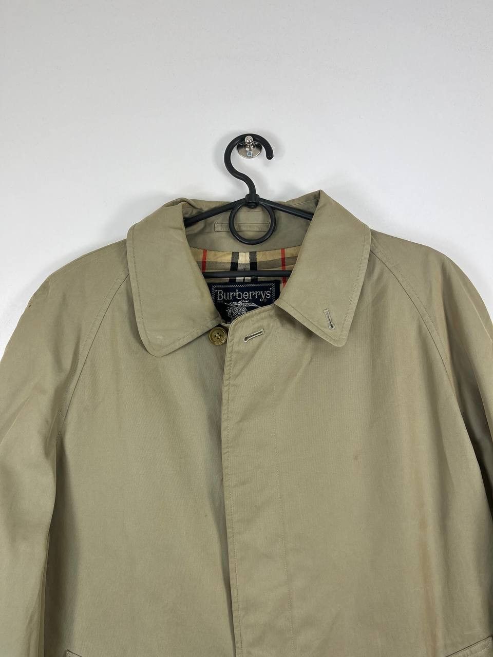 Burberry Burberrys London Vintage Beige Trench Coat Nova Size XL Size US XL / EU 56 / 4 - 2 Thumbnail