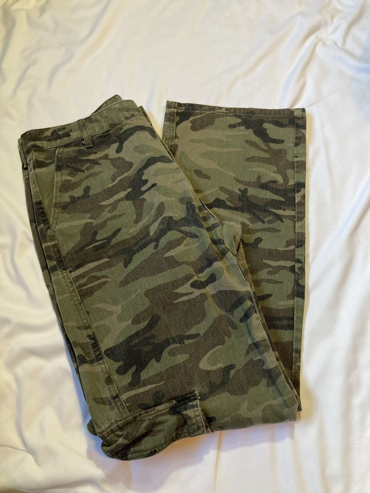 Shein SHEIN street style camo straight leg jeans Size 36" / US 14 / IT 50 - 1 Thumbnail
