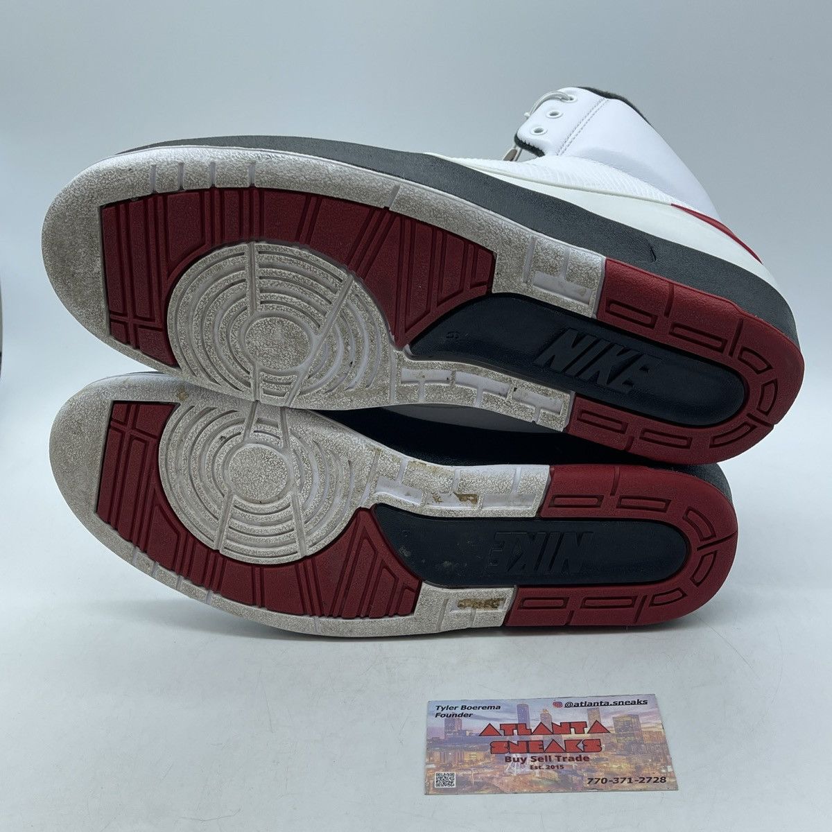 Jordan Brand Air Jordan 2 Chicago Size US 9 / EU 42 - 7 Thumbnail
