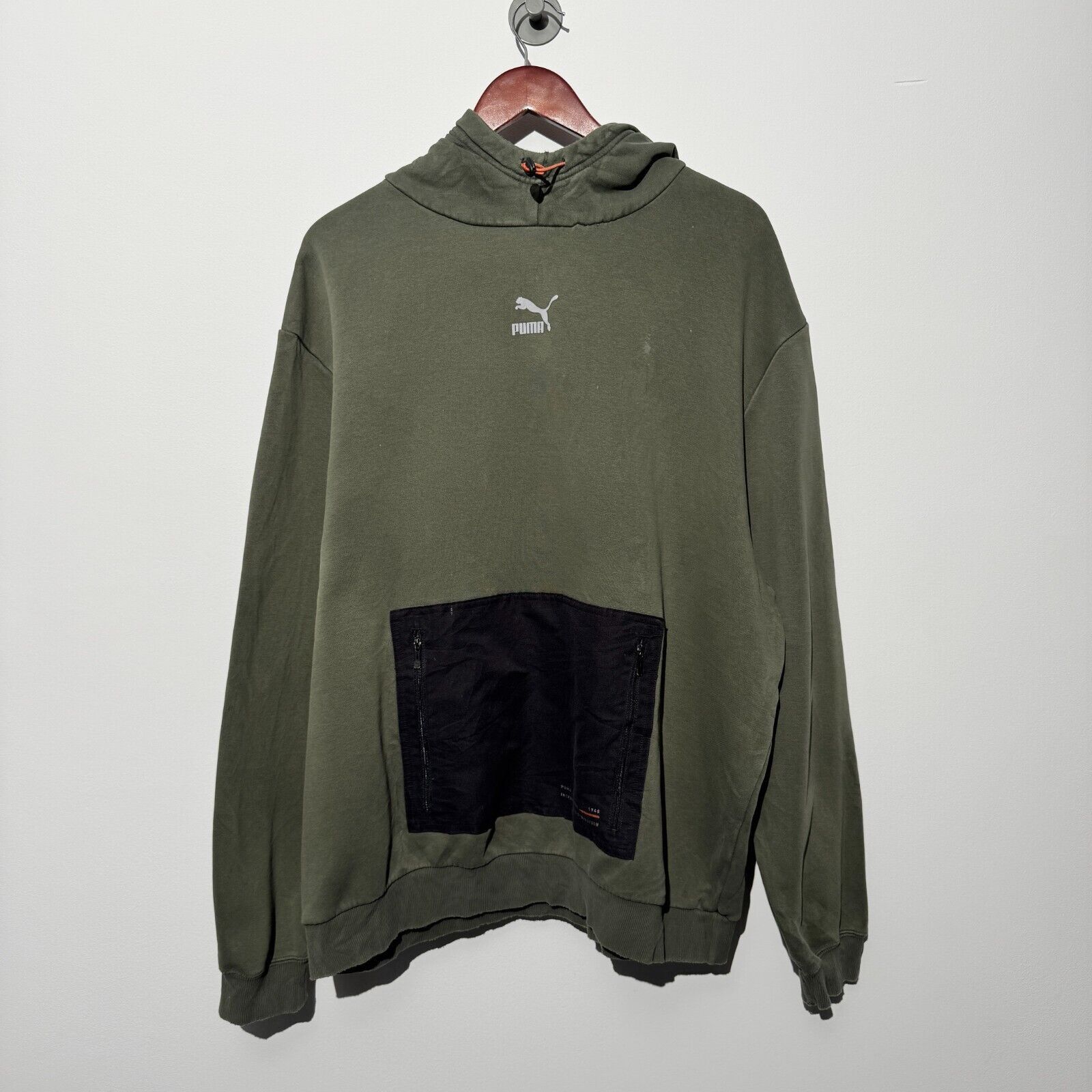 Puma × Vintage Puma Unisex Green Cotton Hoodie Size XL Center Logo Size US XL / EU 56 / 4 - 1 Thumbnail
