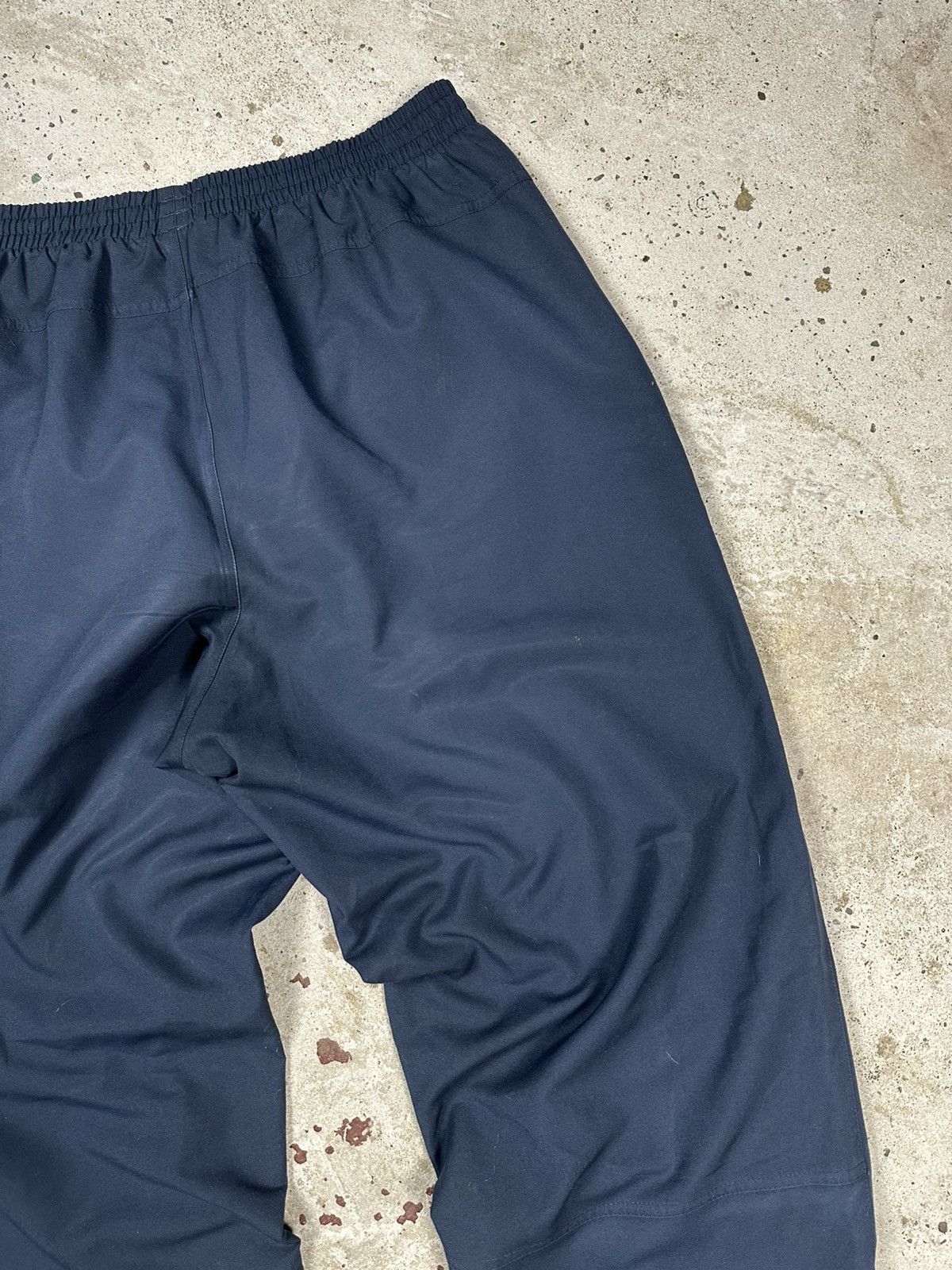 Adidas Vintage Y2K Adidas Baggy Navy Track Pants Loose Size US 36 / EU 52 - 14 Thumbnail
