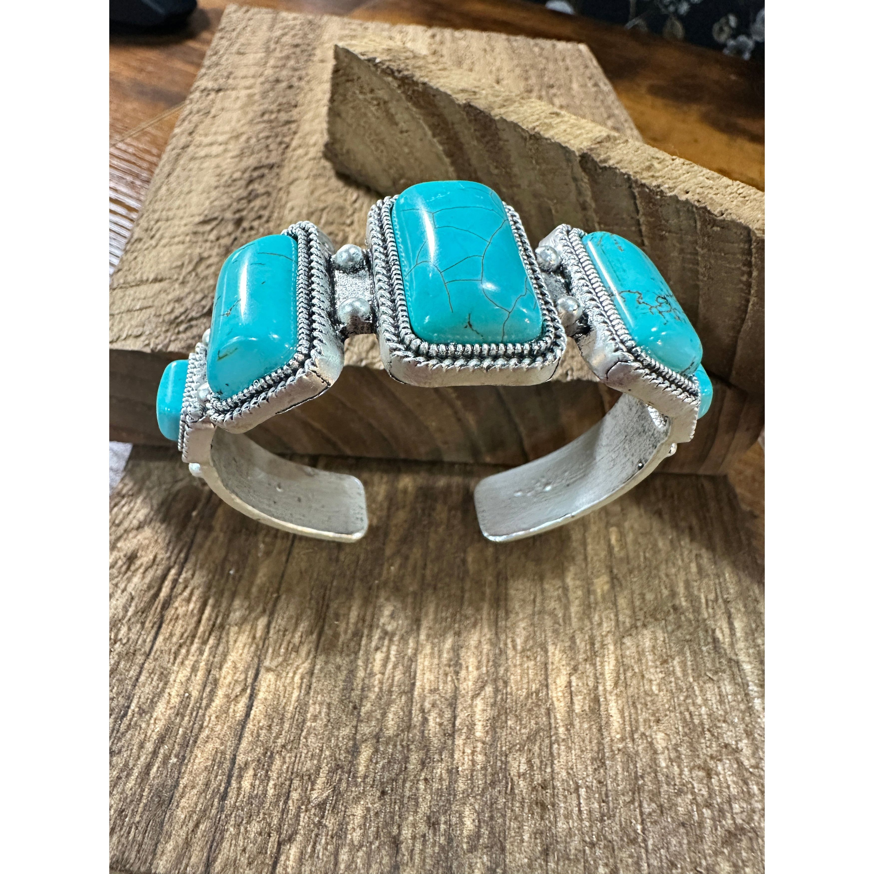 Other Turquoise Cuff Bracelet - Elegant Navajo Design, Boho Southw Size ONE SIZE - 8 Thumbnail