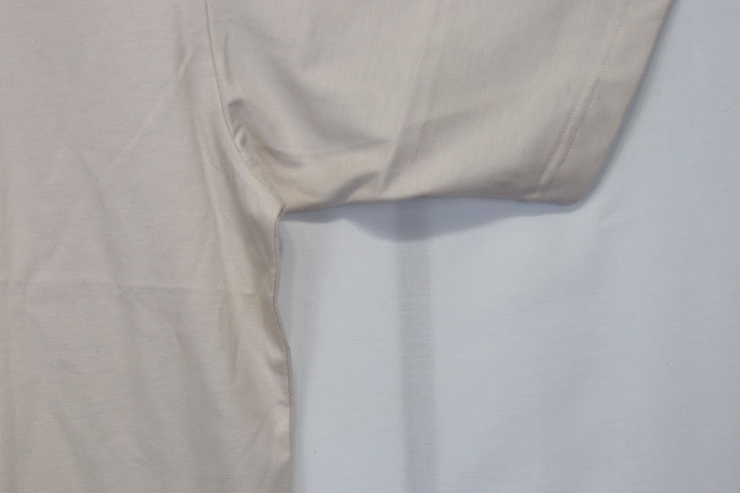 Balenciaga o1rshd1 T-Shirt in Ivory White Size US L / EU 52-54 / 3 - 12 Thumbnail