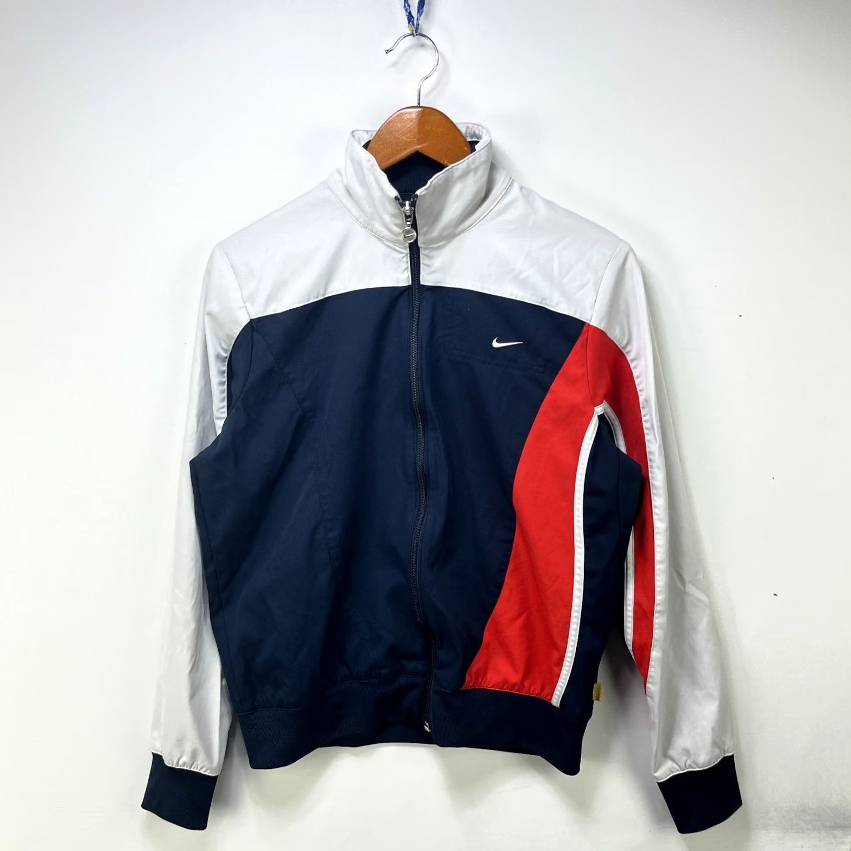 Nike Vintage Nike Y2K Track Jacket Womens L Small? Size L / US 10 / IT 46 - 2 Thumbnail