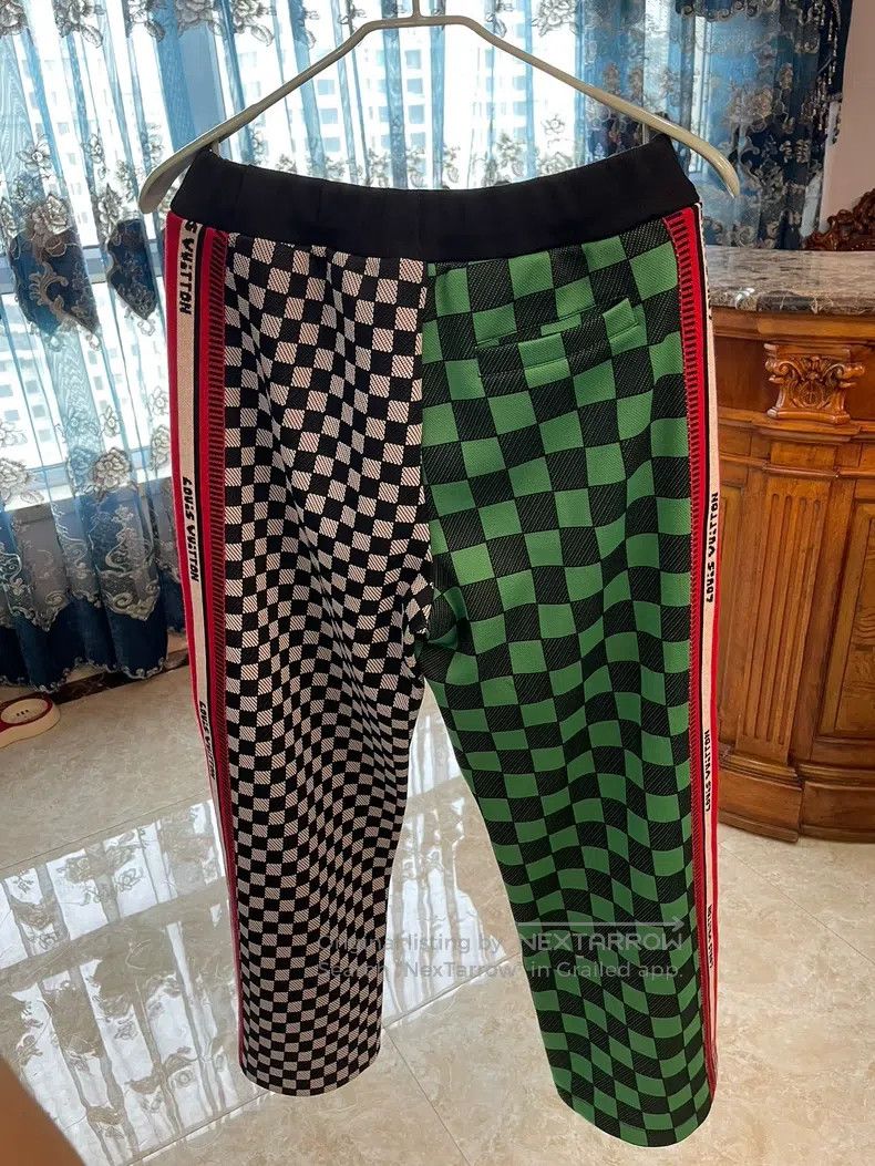 Louis Vuitton Louis Vuitton size l Classic checkerboard design pants Size US 28 / EU 44 - 2 Thumbnail