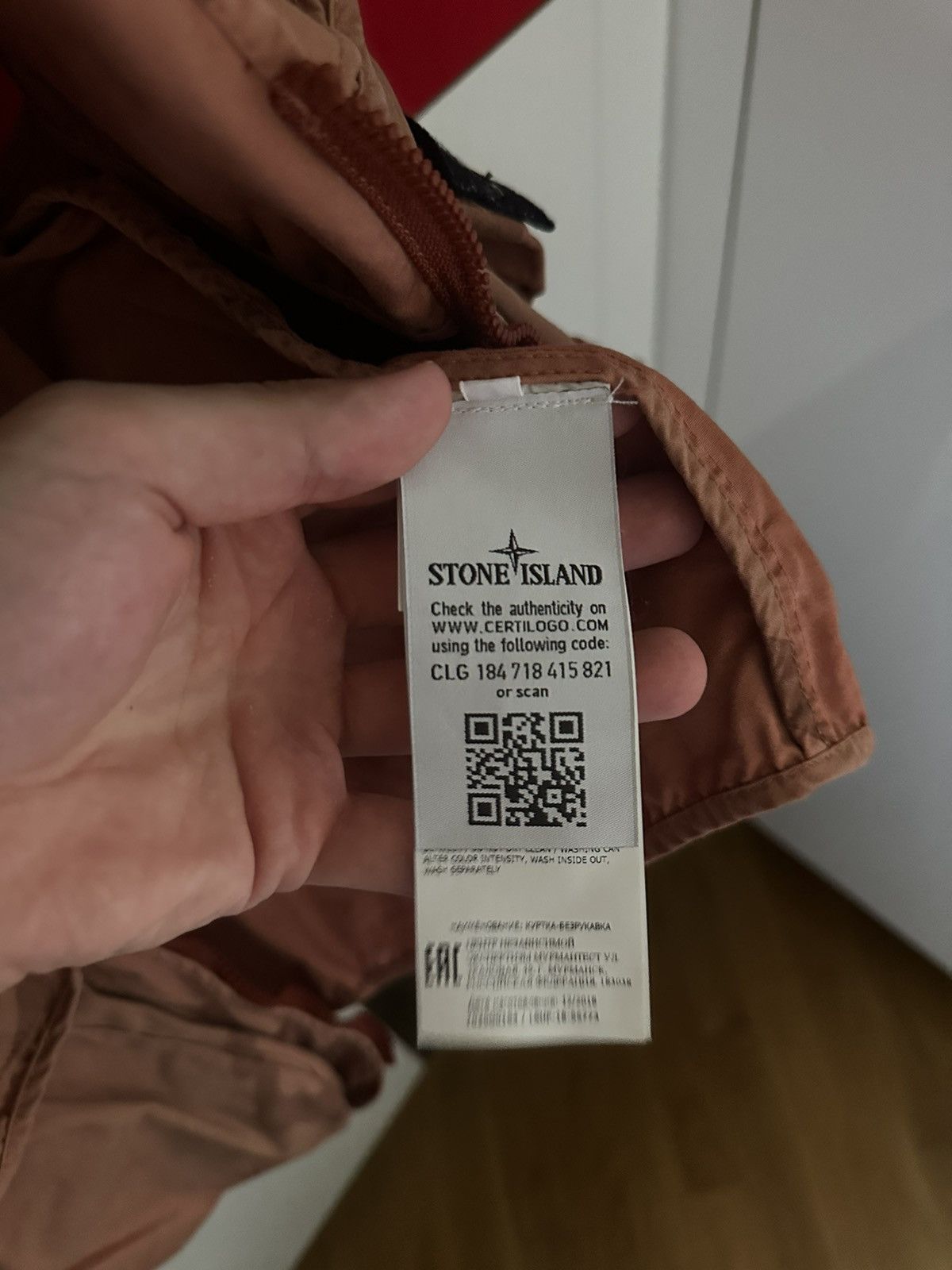 Stone Island × Supreme Supreme x Stone Island Vest Coral Camo Size US M / EU 48-50 / 2 - 4 Thumbnail